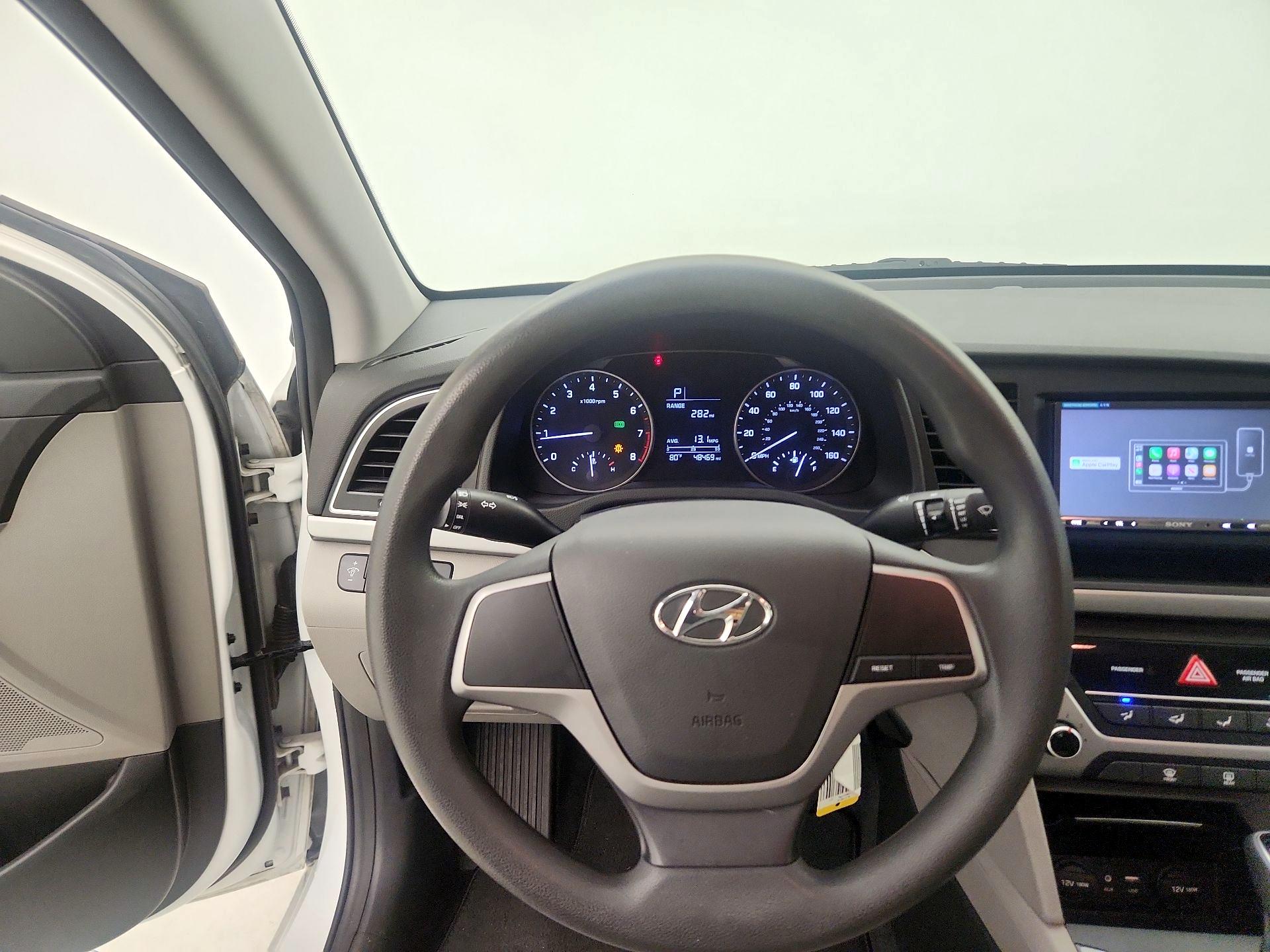 Thumbnail: 2017 Hyundai Elantra - 10