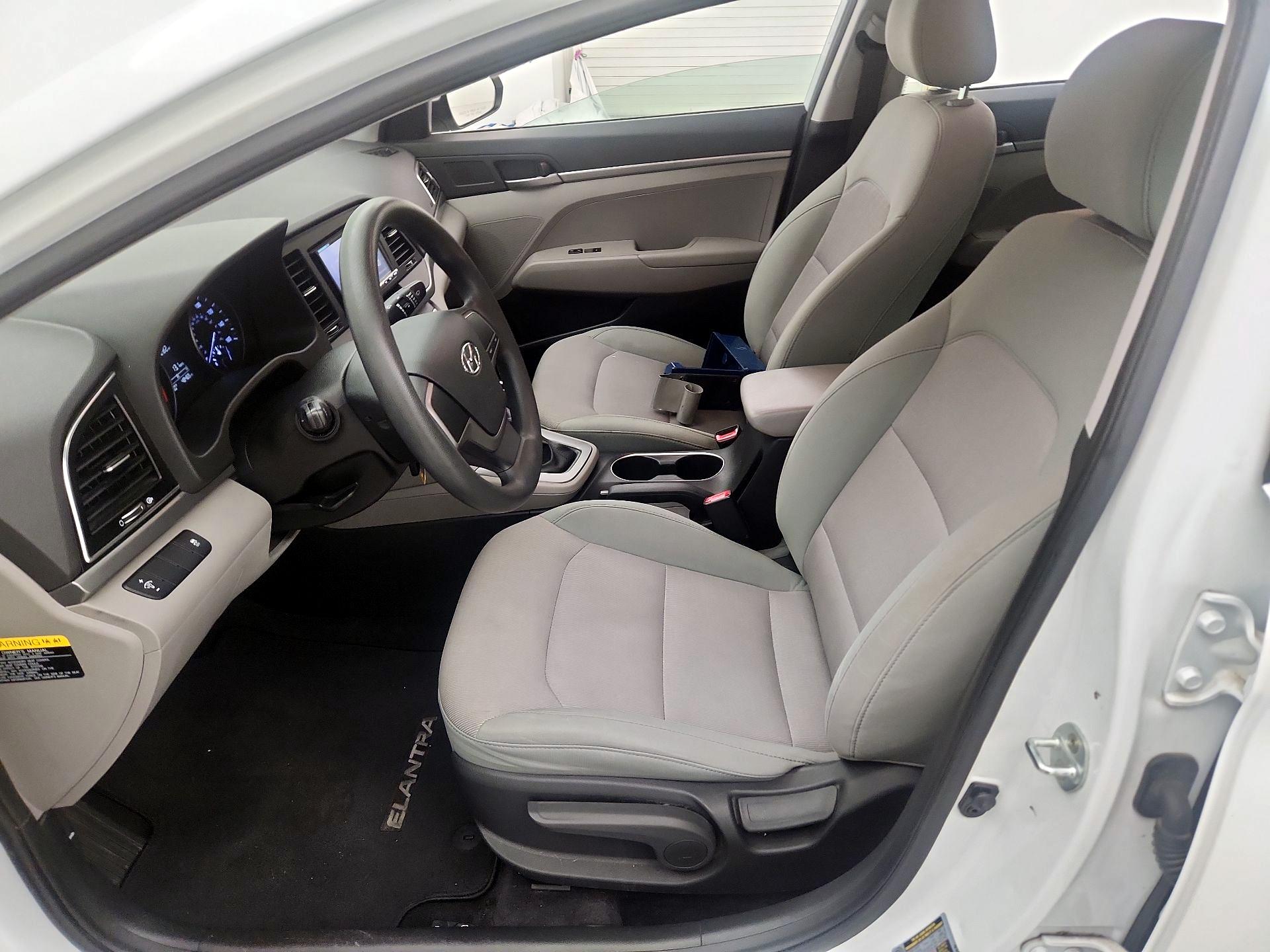 Thumbnail: 2017 Hyundai Elantra - 11