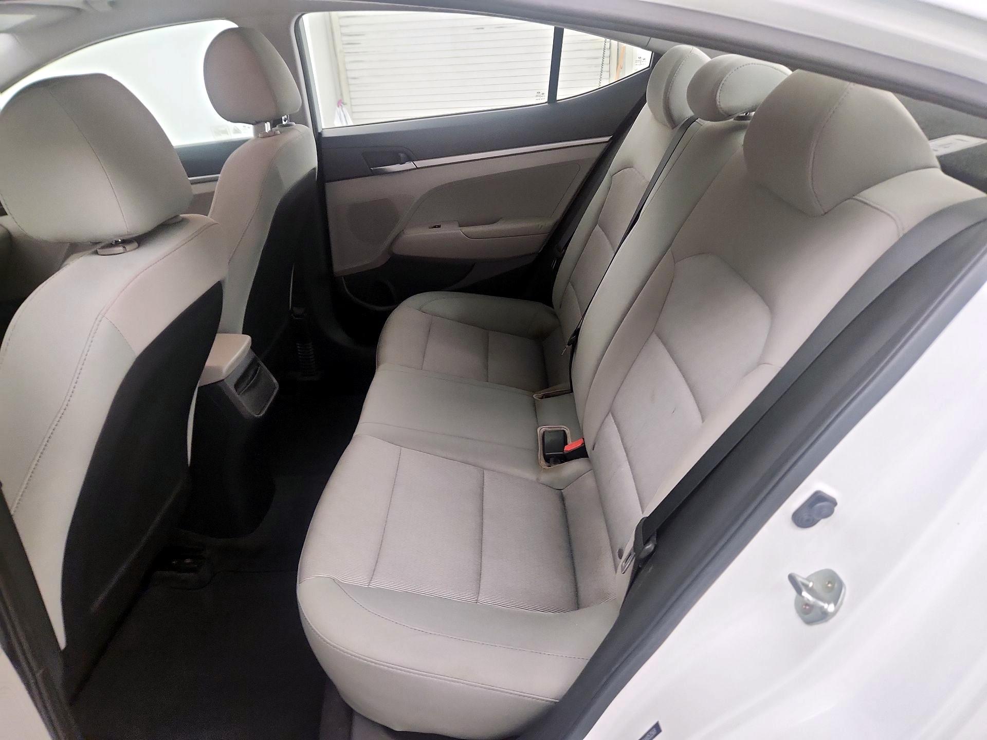Thumbnail: 2017 Hyundai Elantra - 19