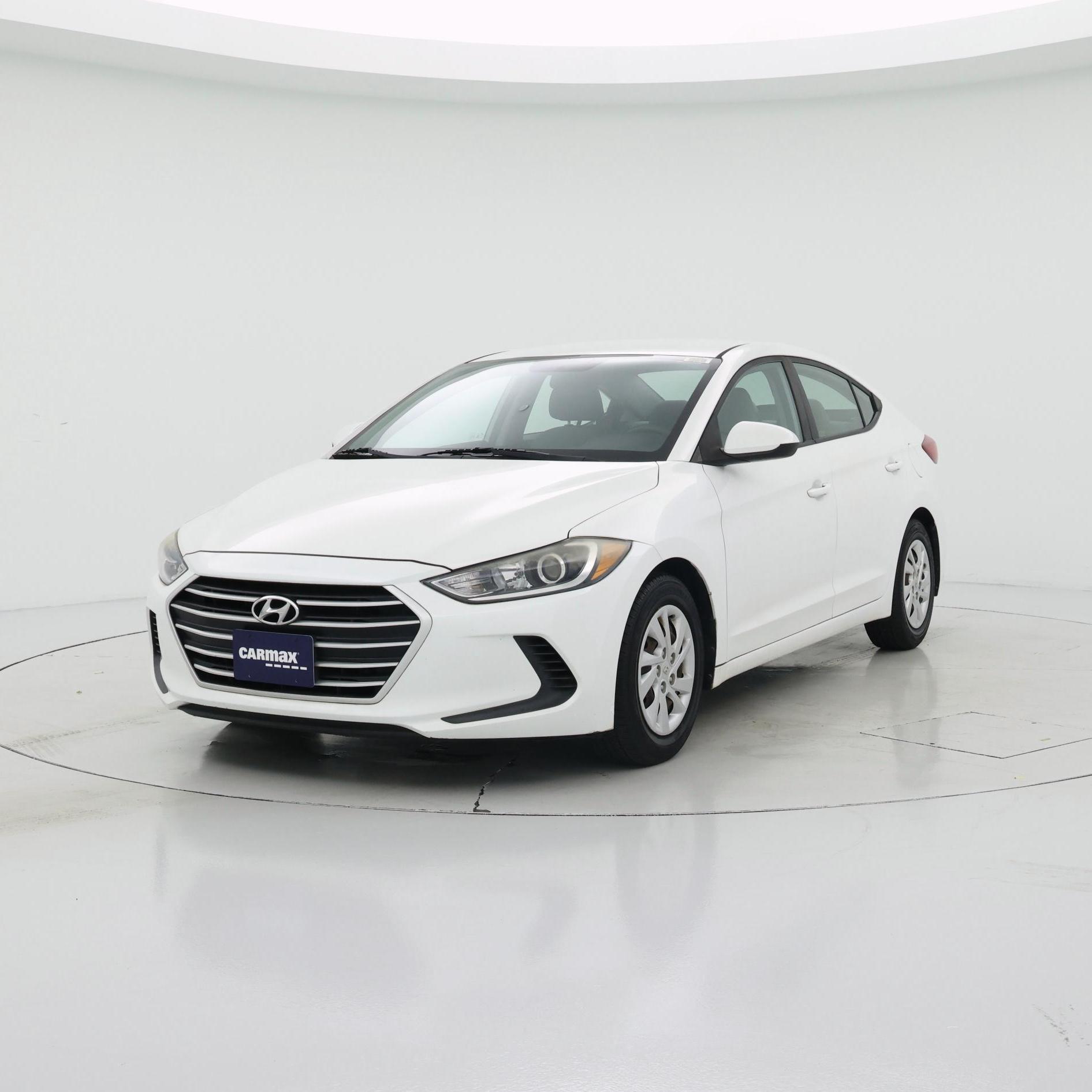 Thumbnail: 2017 Hyundai Elantra - 4