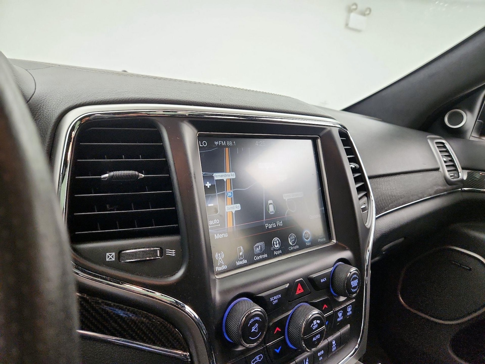 2017 Jeep Grand Cherokee SRT - Photo 15