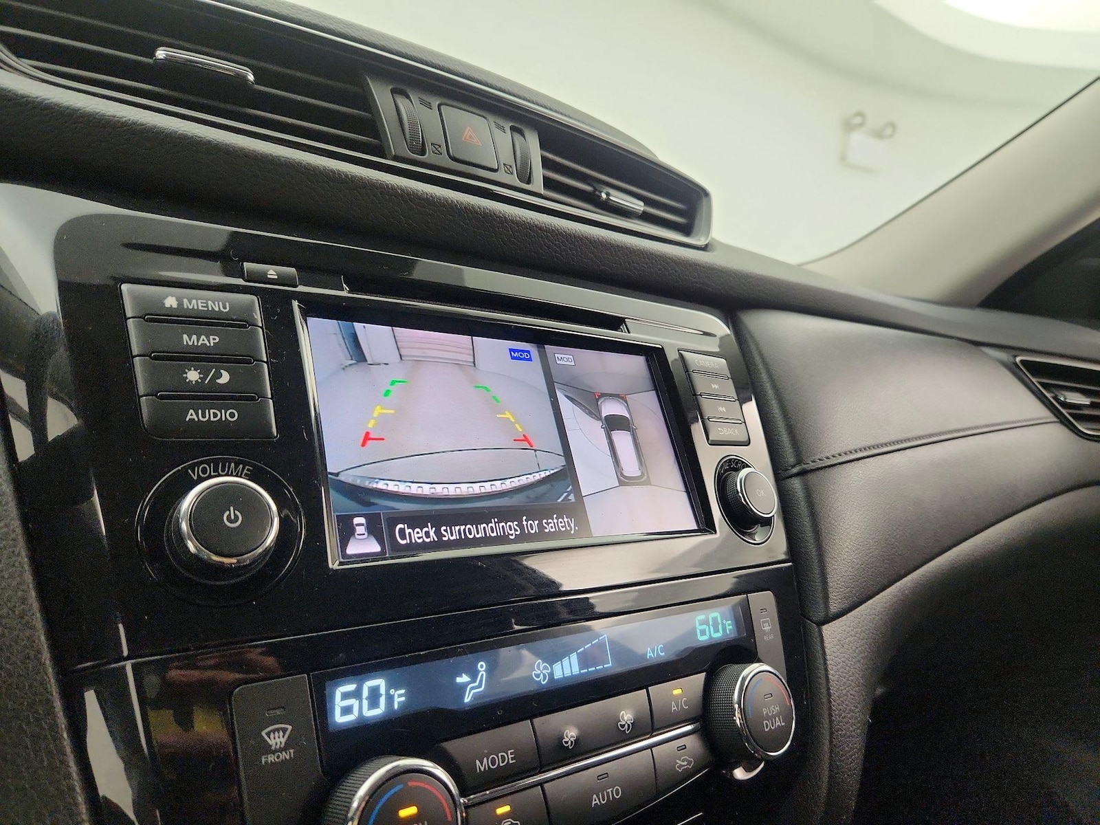 2020 Nissan Rogue SV - Photo 16