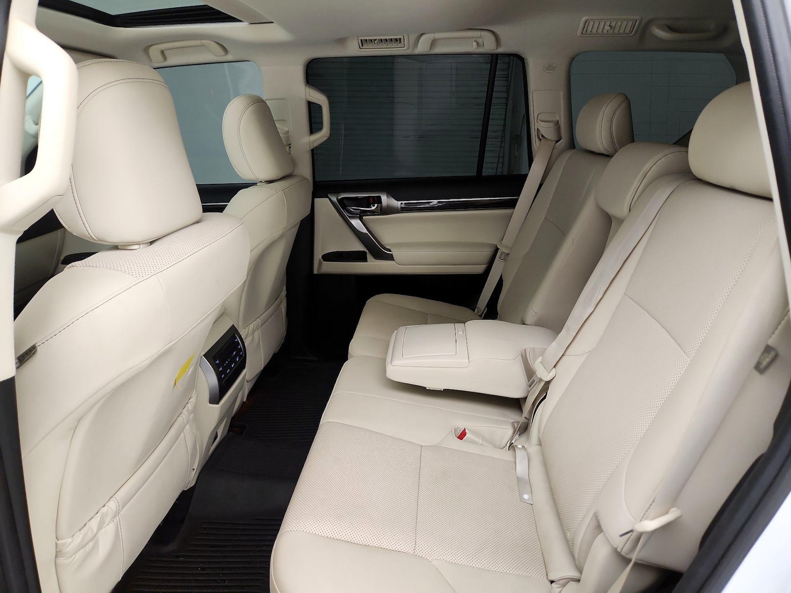 2022 Lexus GX PREMIUM - Photo 22