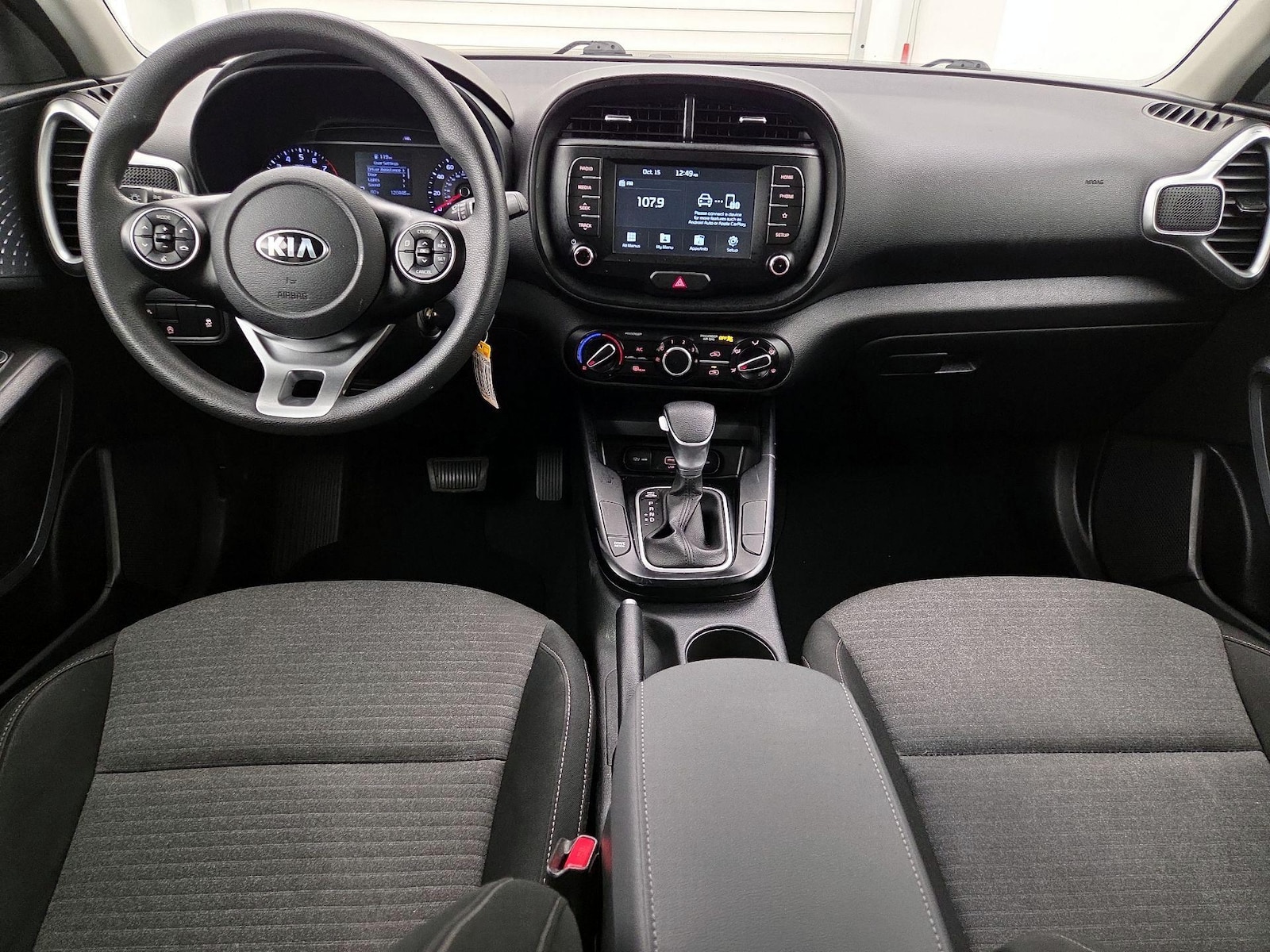 Apple CarPlay® & Android Auto™