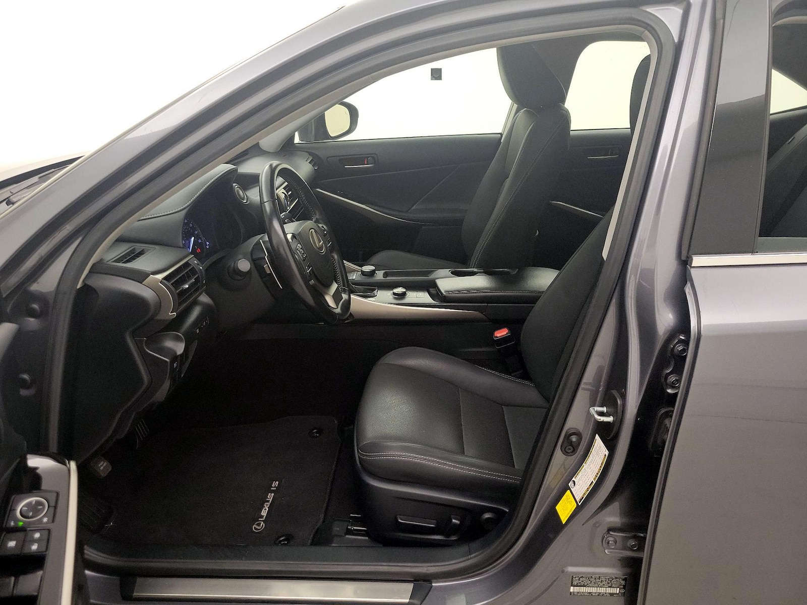 Power Seat(s) & Side Airbags
