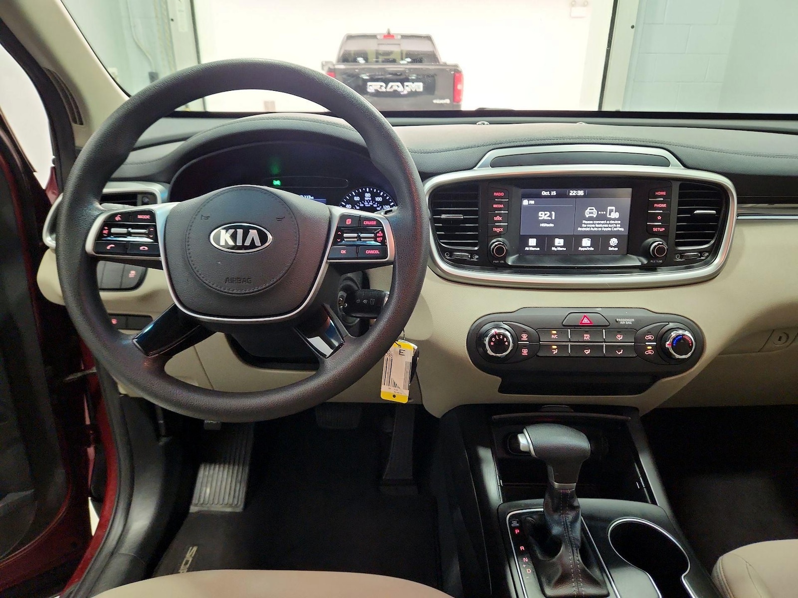 Apple CarPlay® & Android Auto™