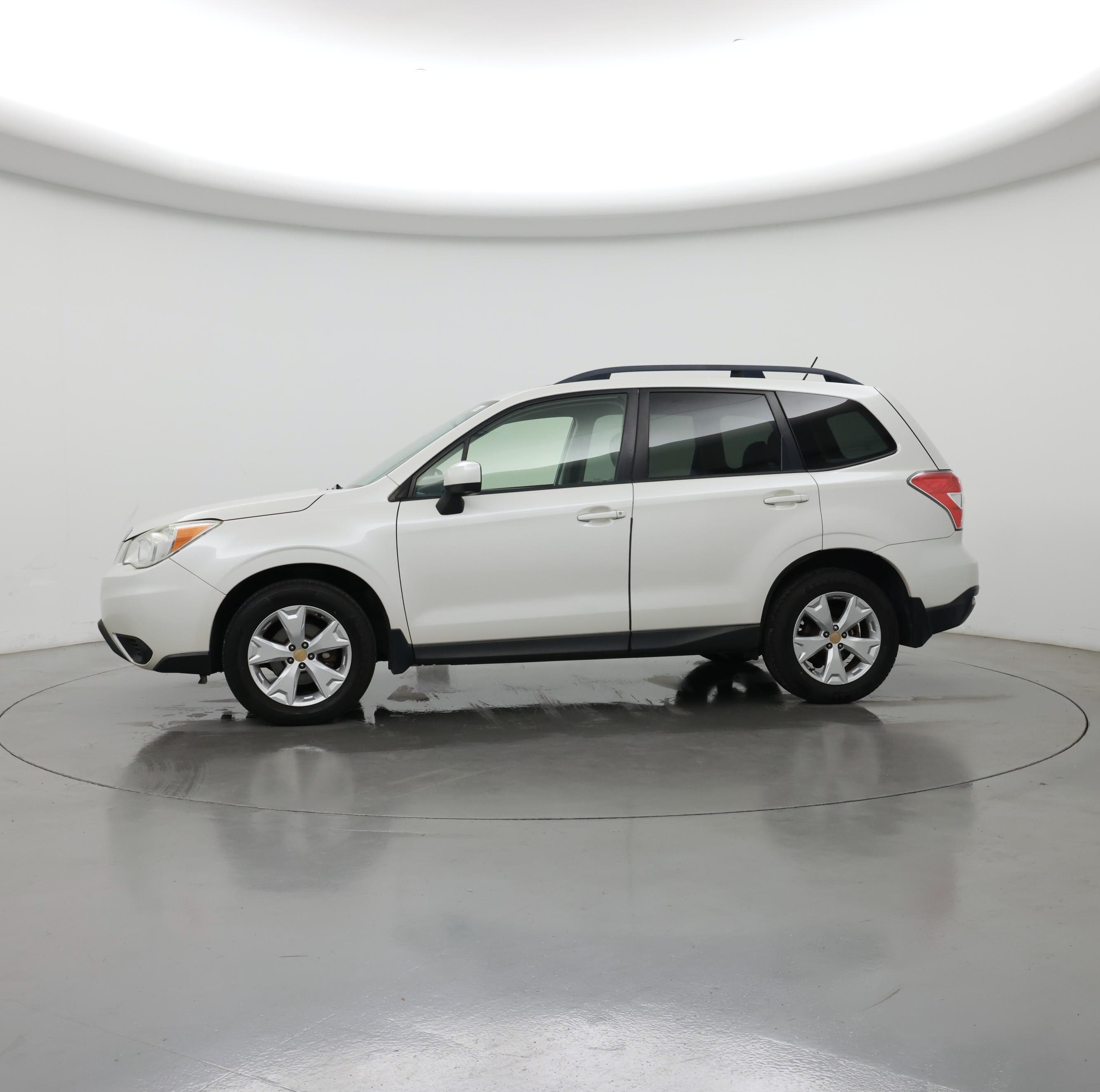 Thumbnail: 2015 Subaru Forester - 3