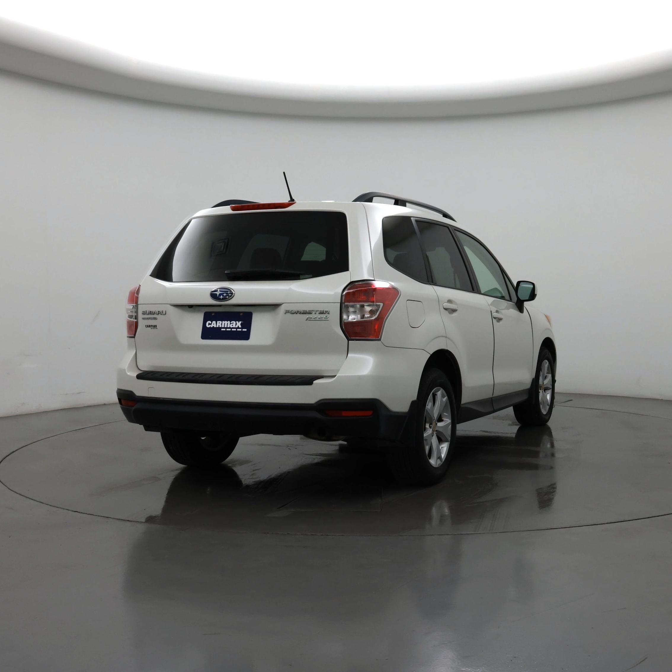 Thumbnail: 2015 Subaru Forester - 8