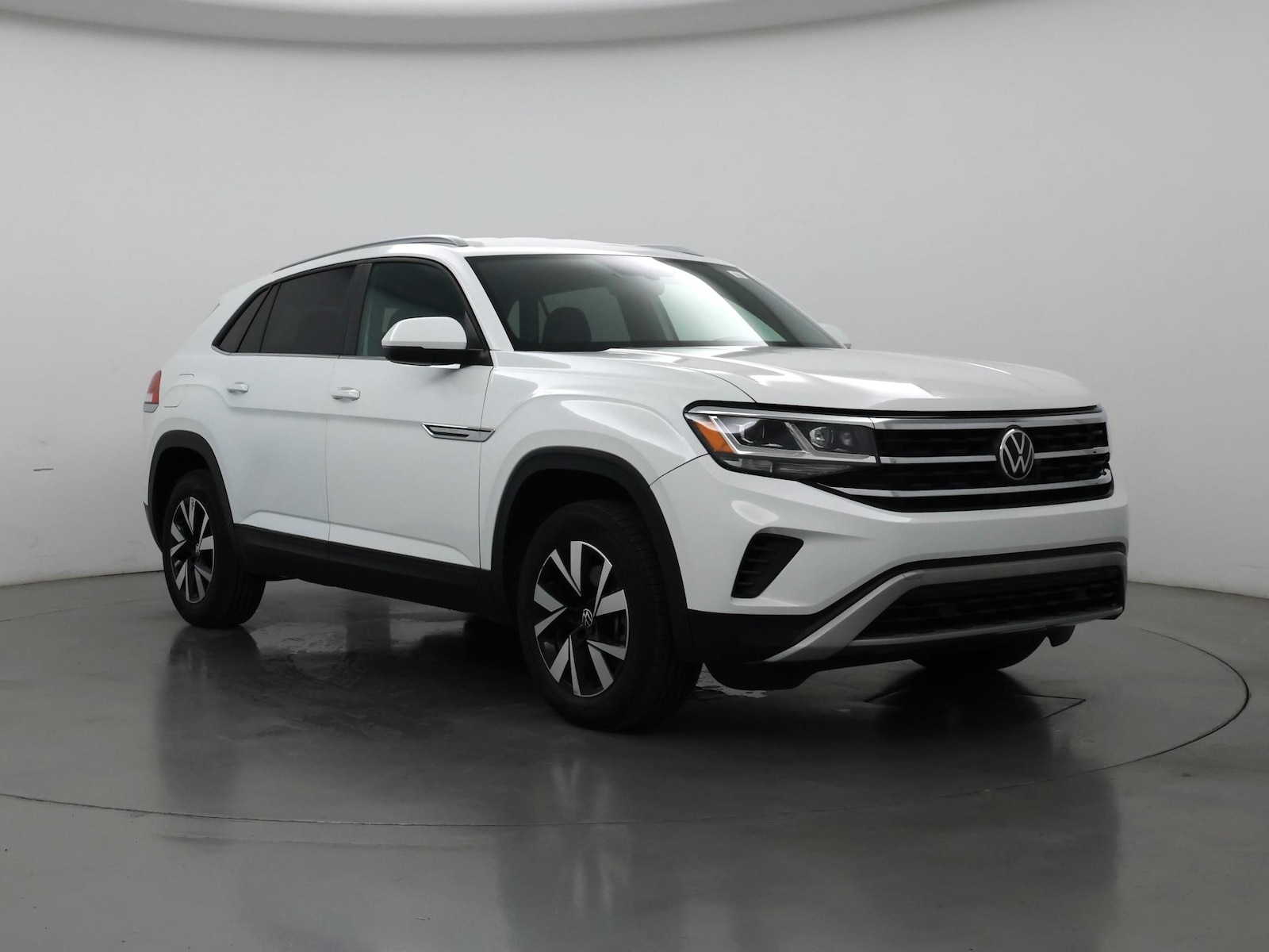 2022 Volkswagen Atlas Cross Sport SE - Photo 2