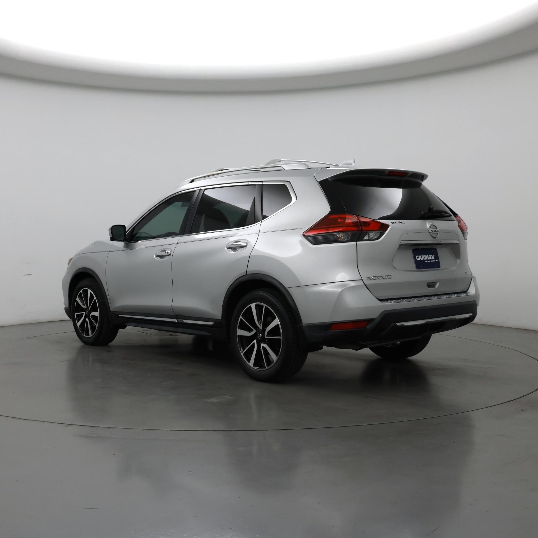 Thumbnail: 2017 Nissan Rogue - 2