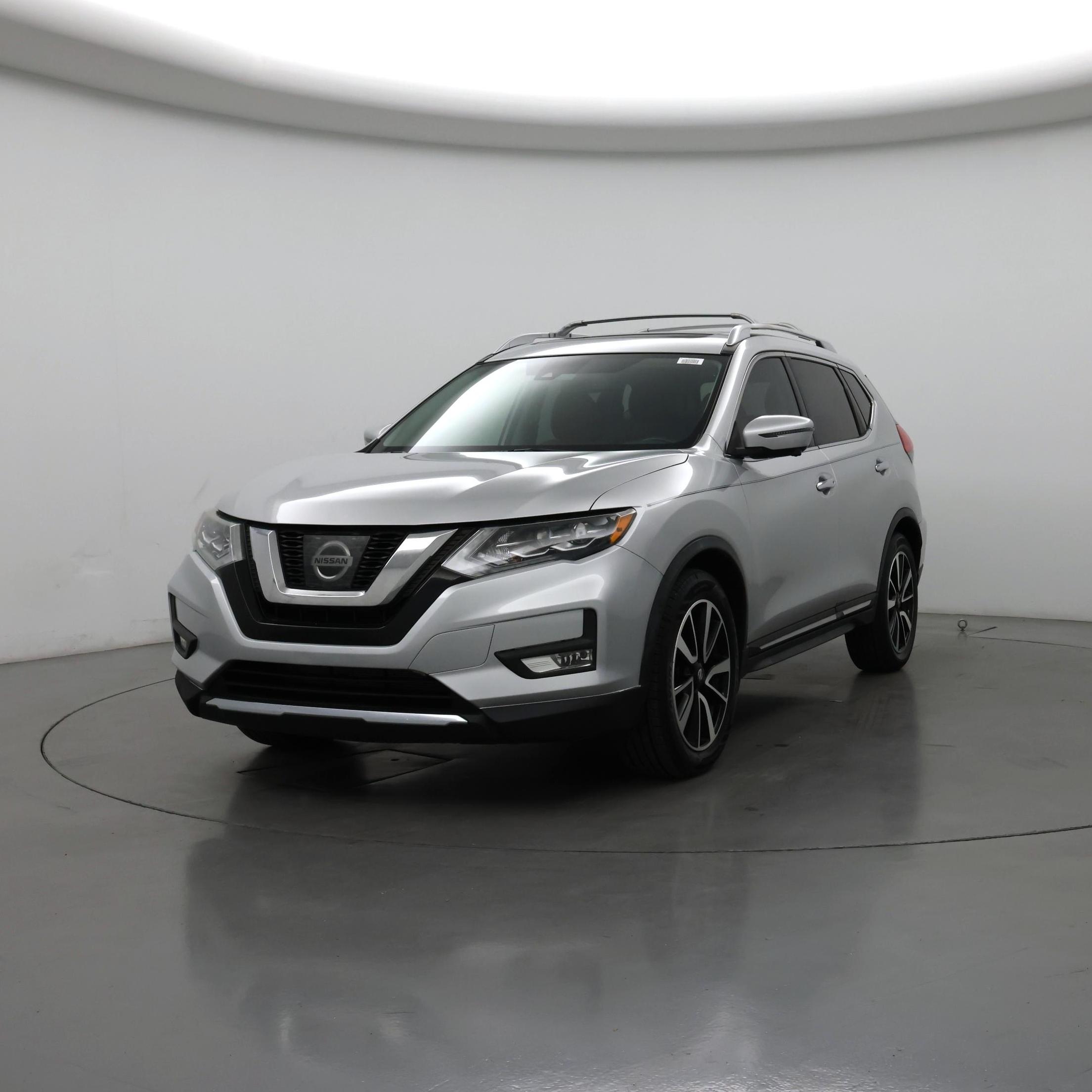 Thumbnail: 2017 Nissan Rogue - 4