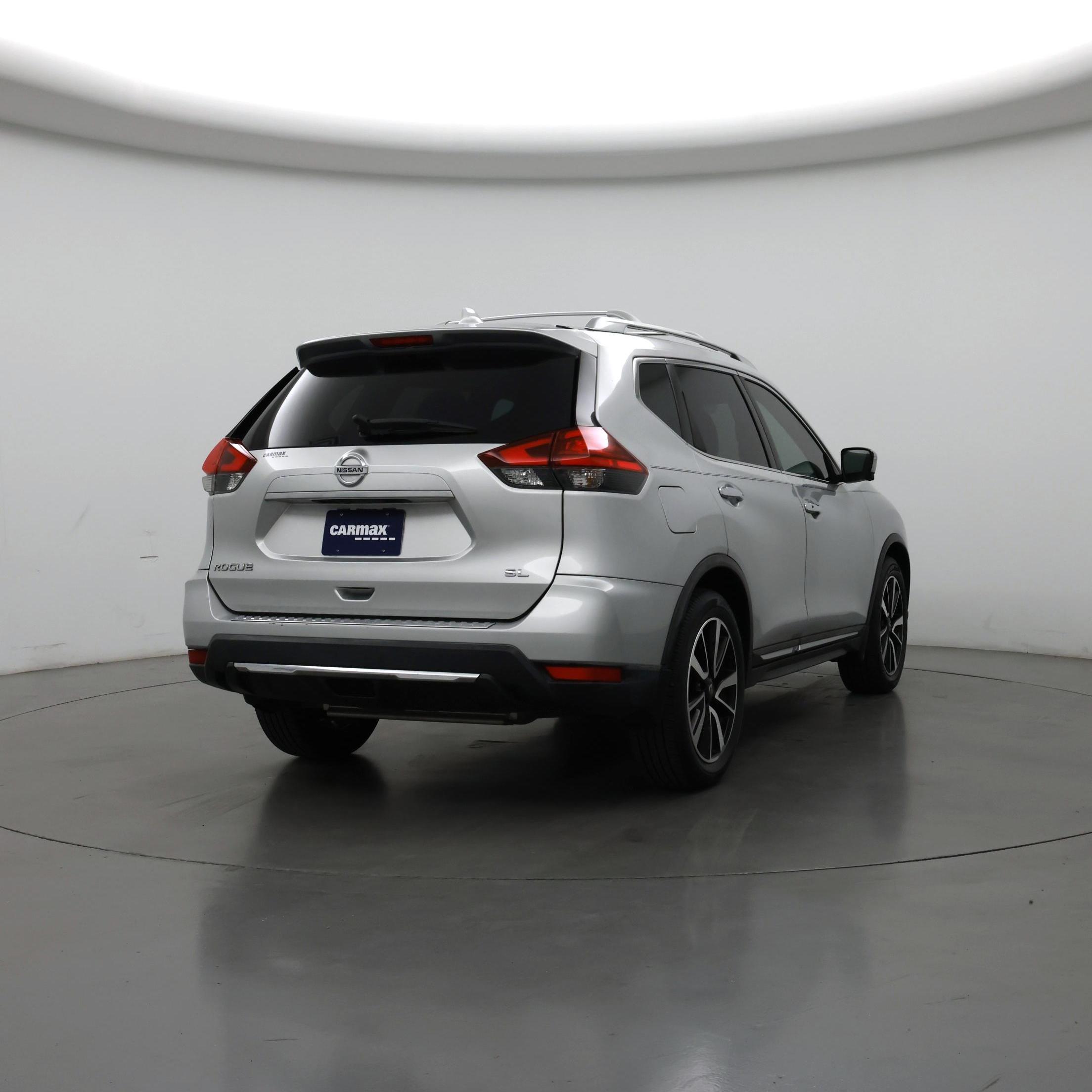 Thumbnail: 2017 Nissan Rogue - 8
