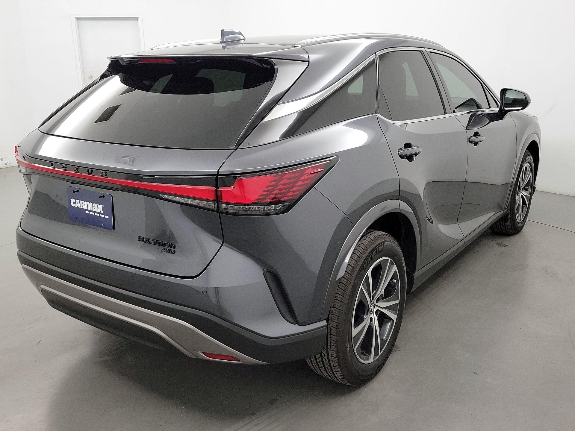 Thumbnail: 2025 Lexus RX - 5