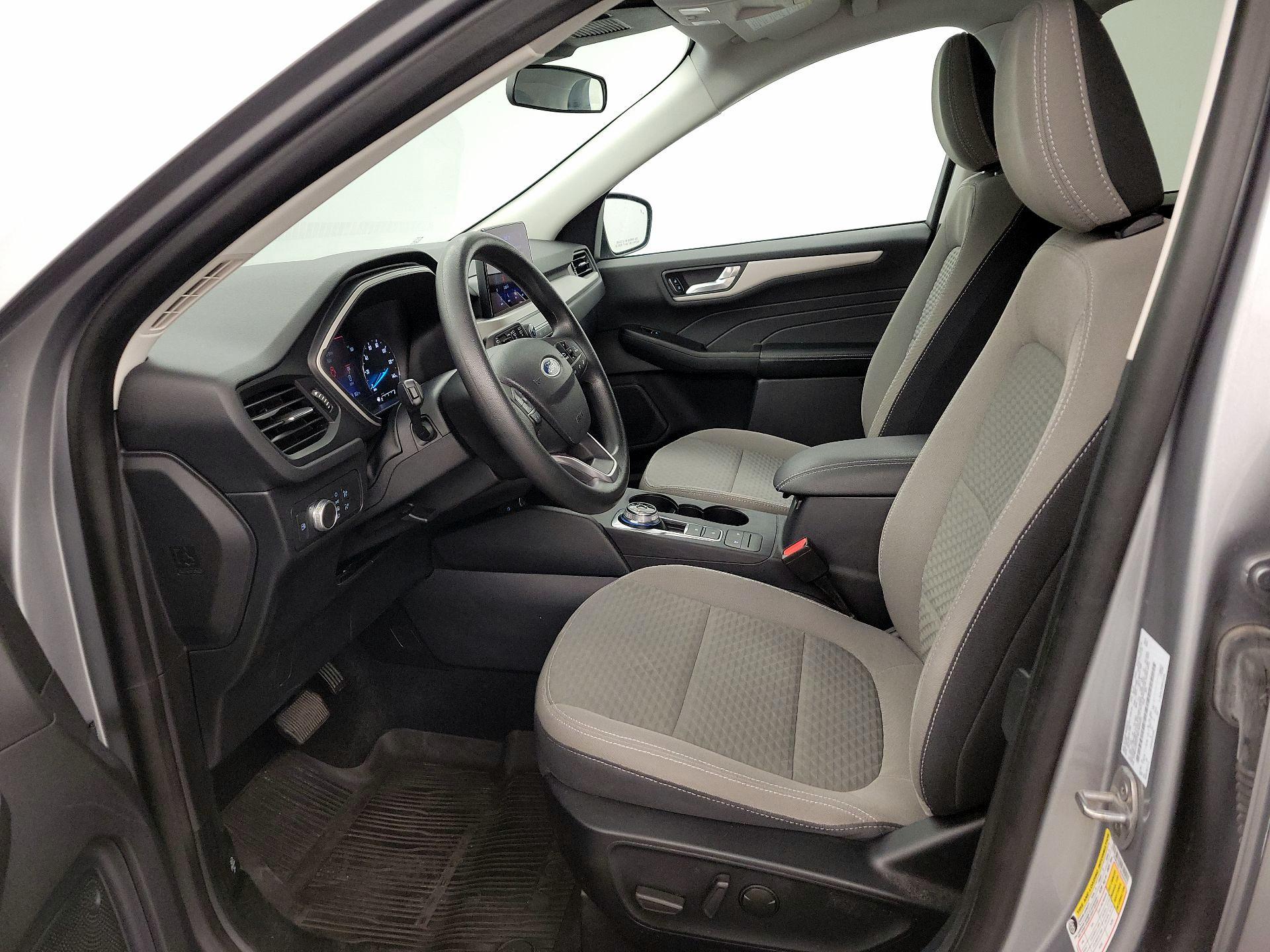 Thumbnail: 2021 Ford Escape - 11