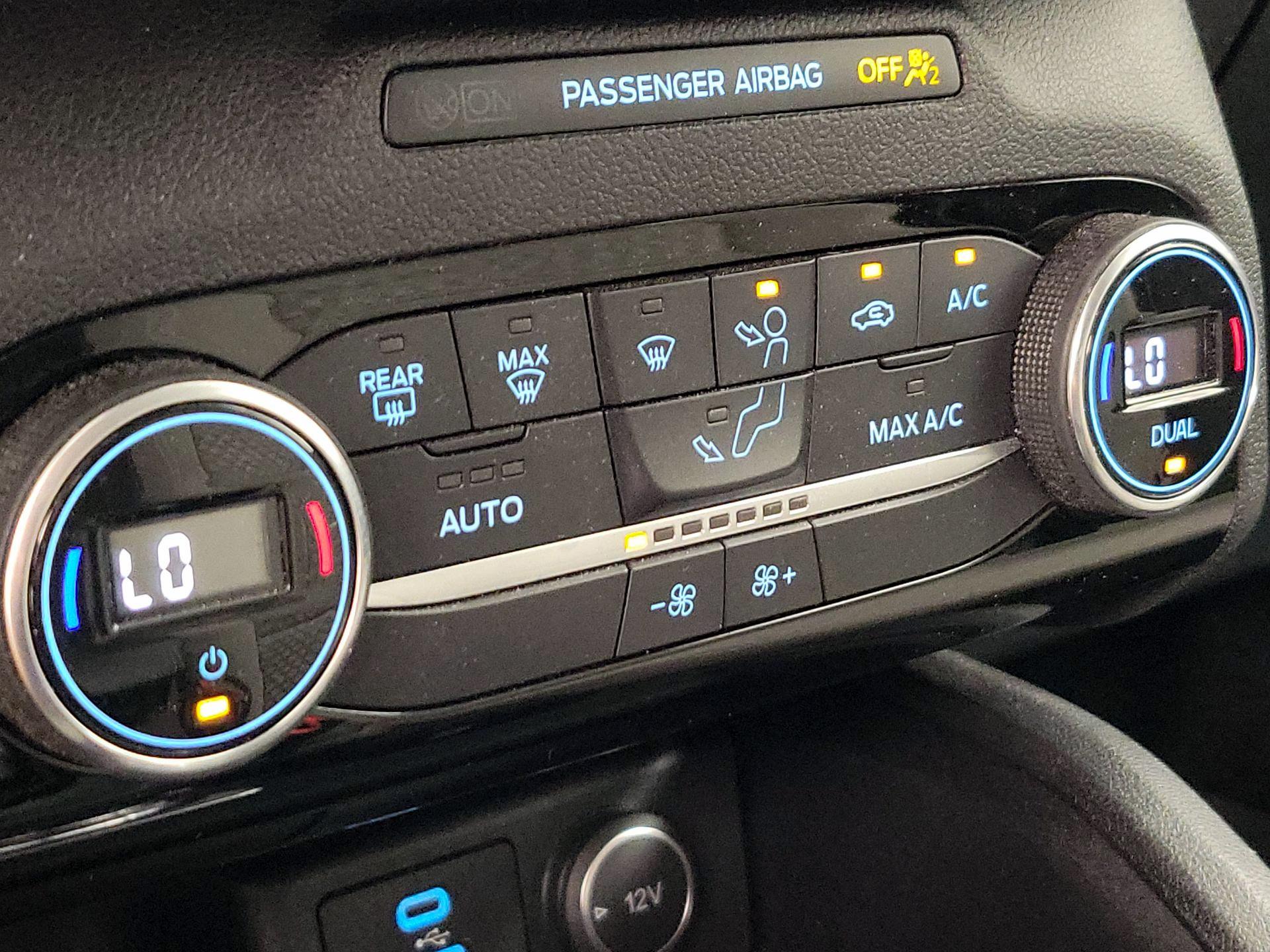 Thumbnail: 2021 Ford Escape - 17
