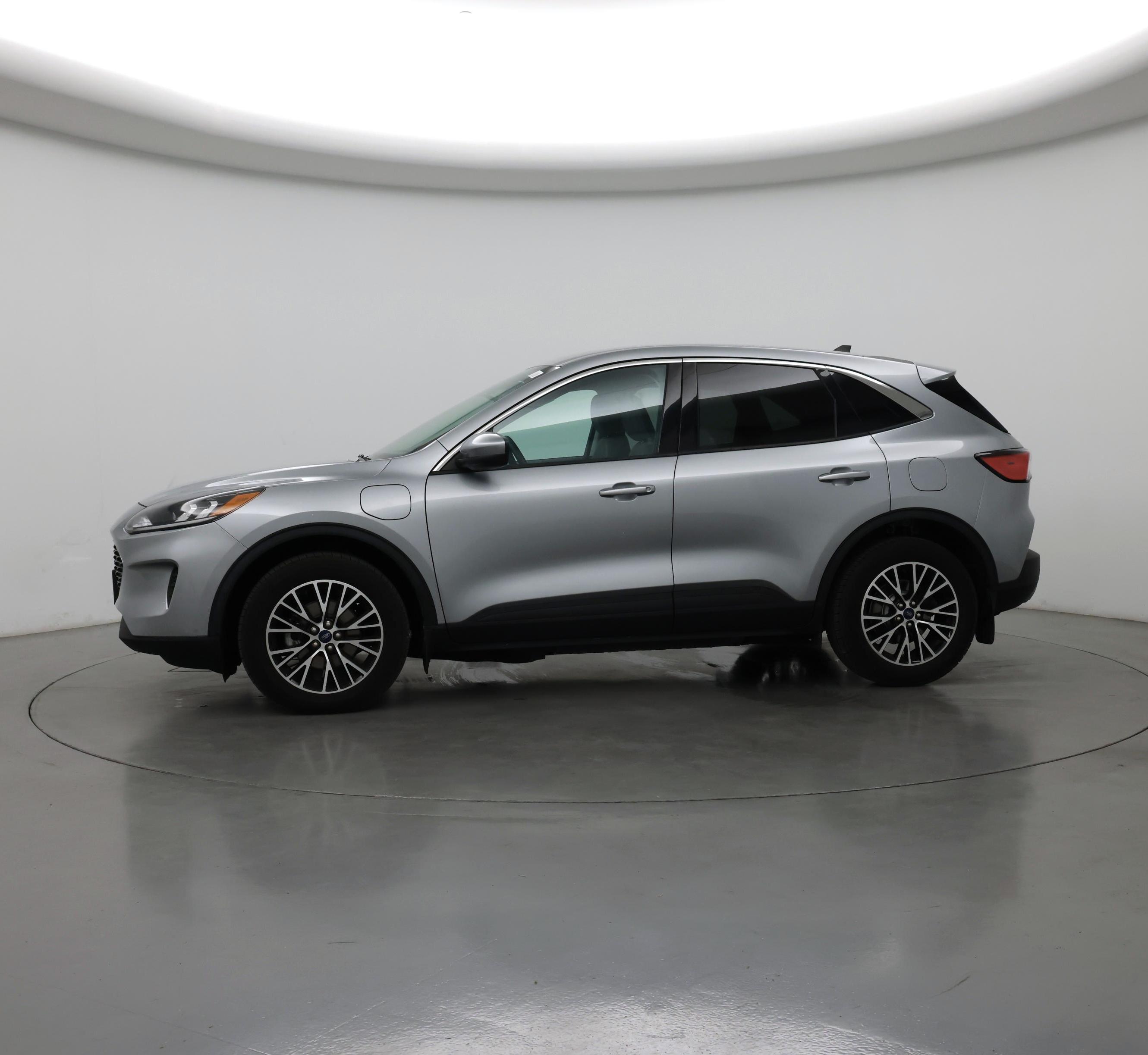 Thumbnail: 2021 Ford Escape - 3
