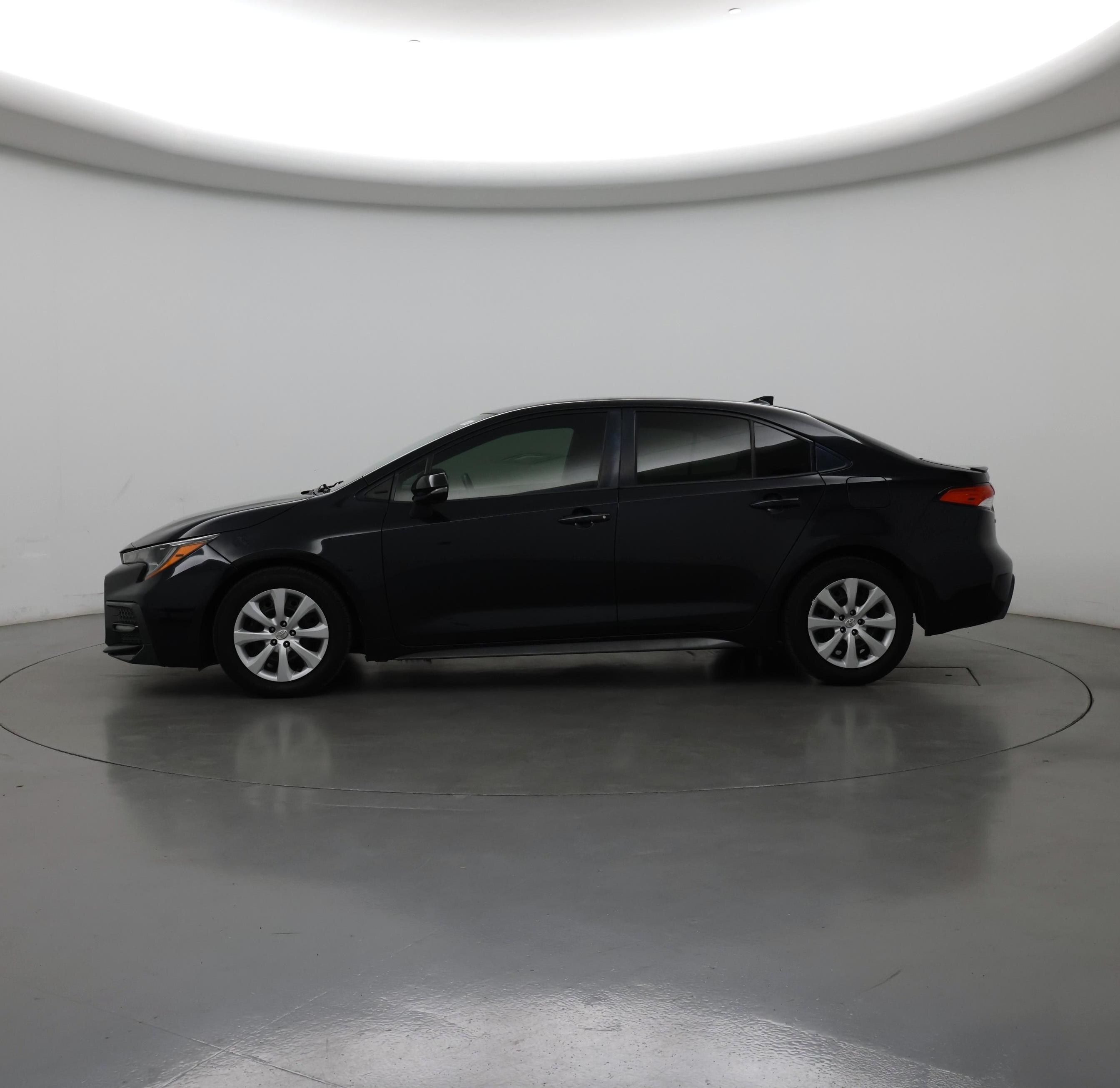 Thumbnail: 2020 Toyota Corolla - 3