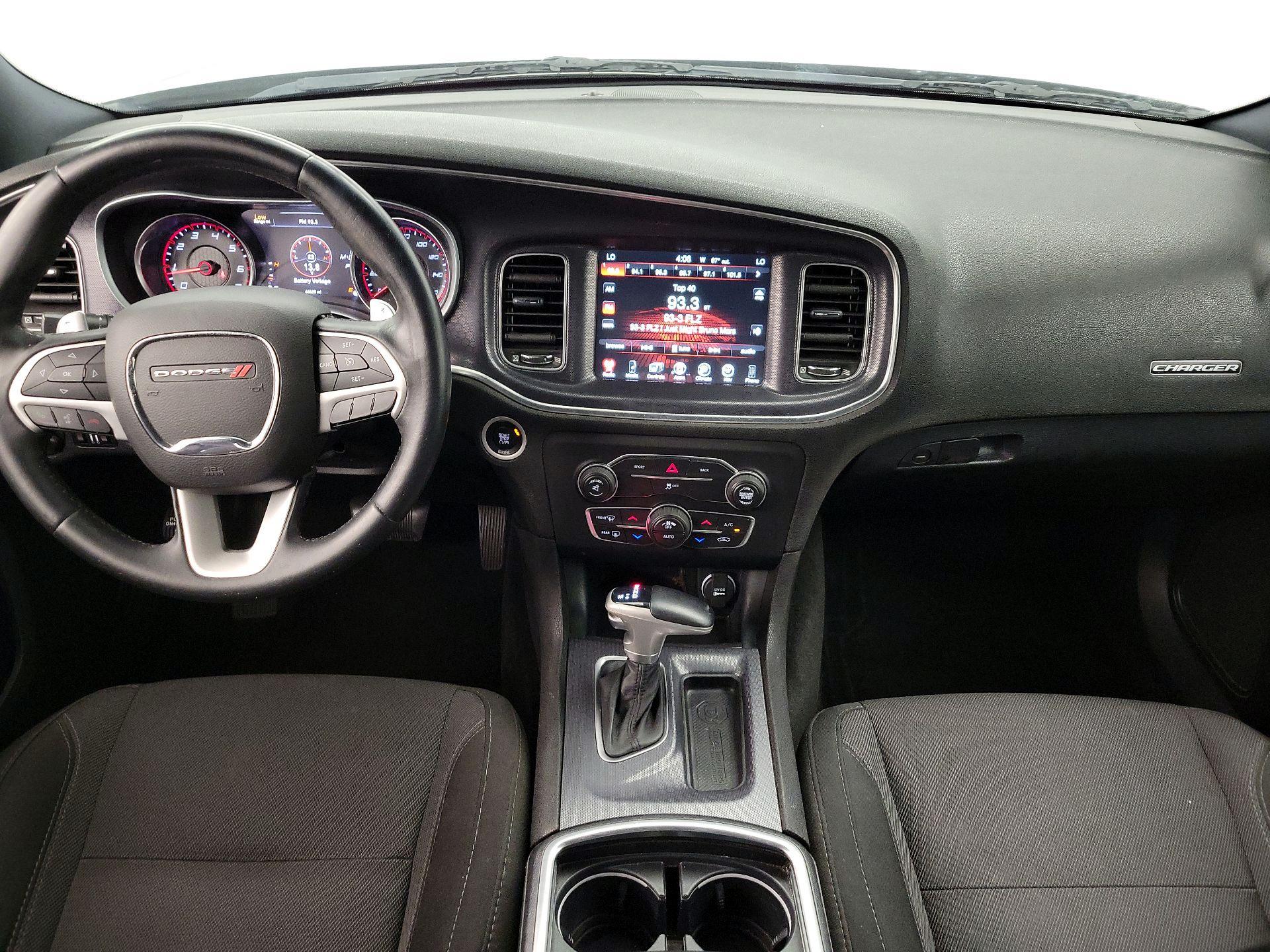 Thumbnail: 2016 Dodge Charger - 9