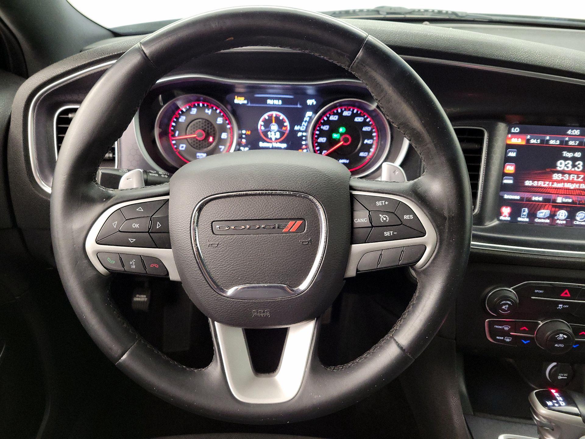 Thumbnail: 2016 Dodge Charger - 10