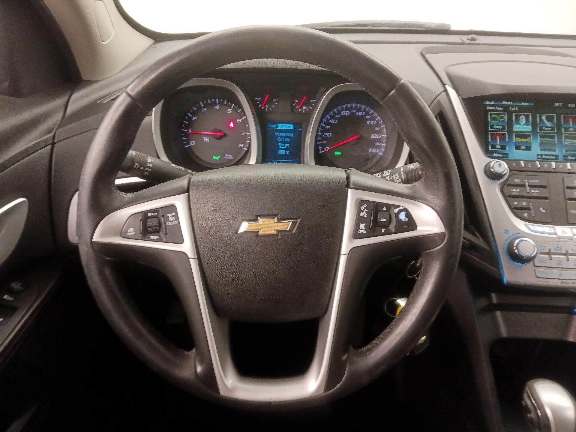 Thumbnail: 2015 Chevrolet Equinox - 10