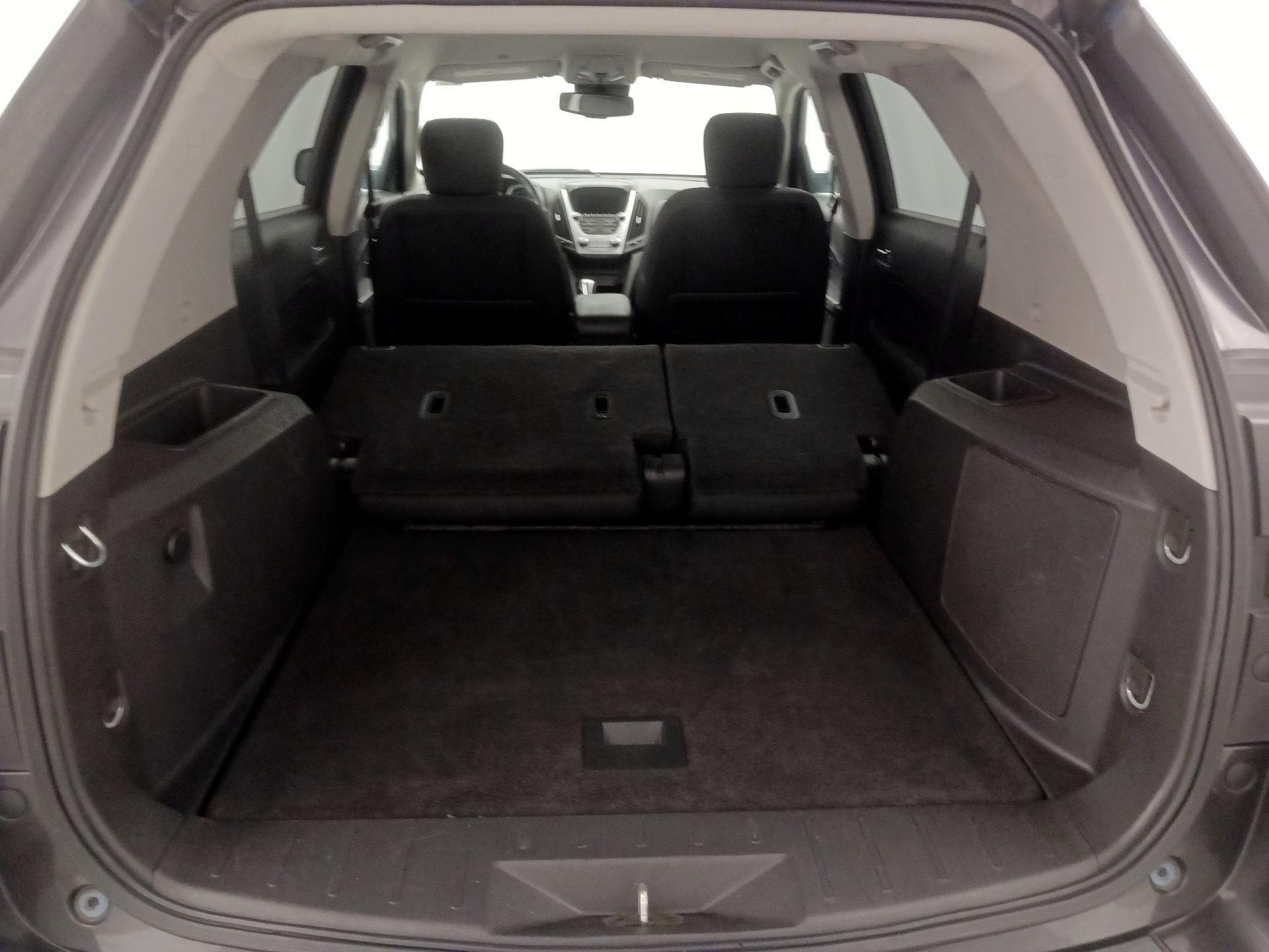 Thumbnail: 2015 Chevrolet Equinox - 20