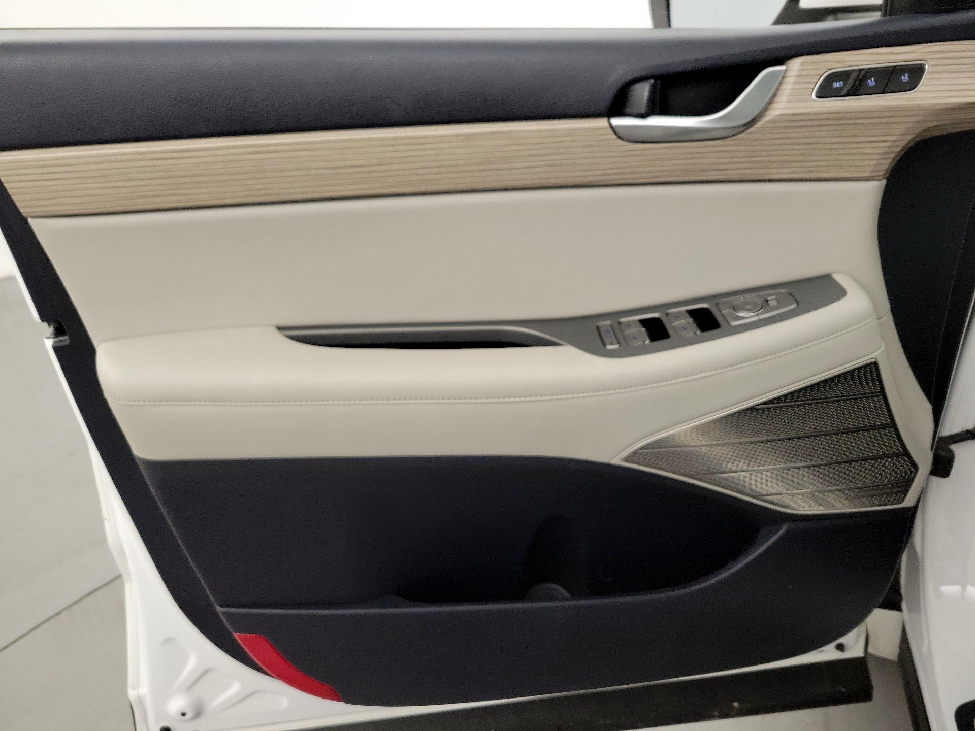 Thumbnail: 2021 Hyundai Palisade - 12