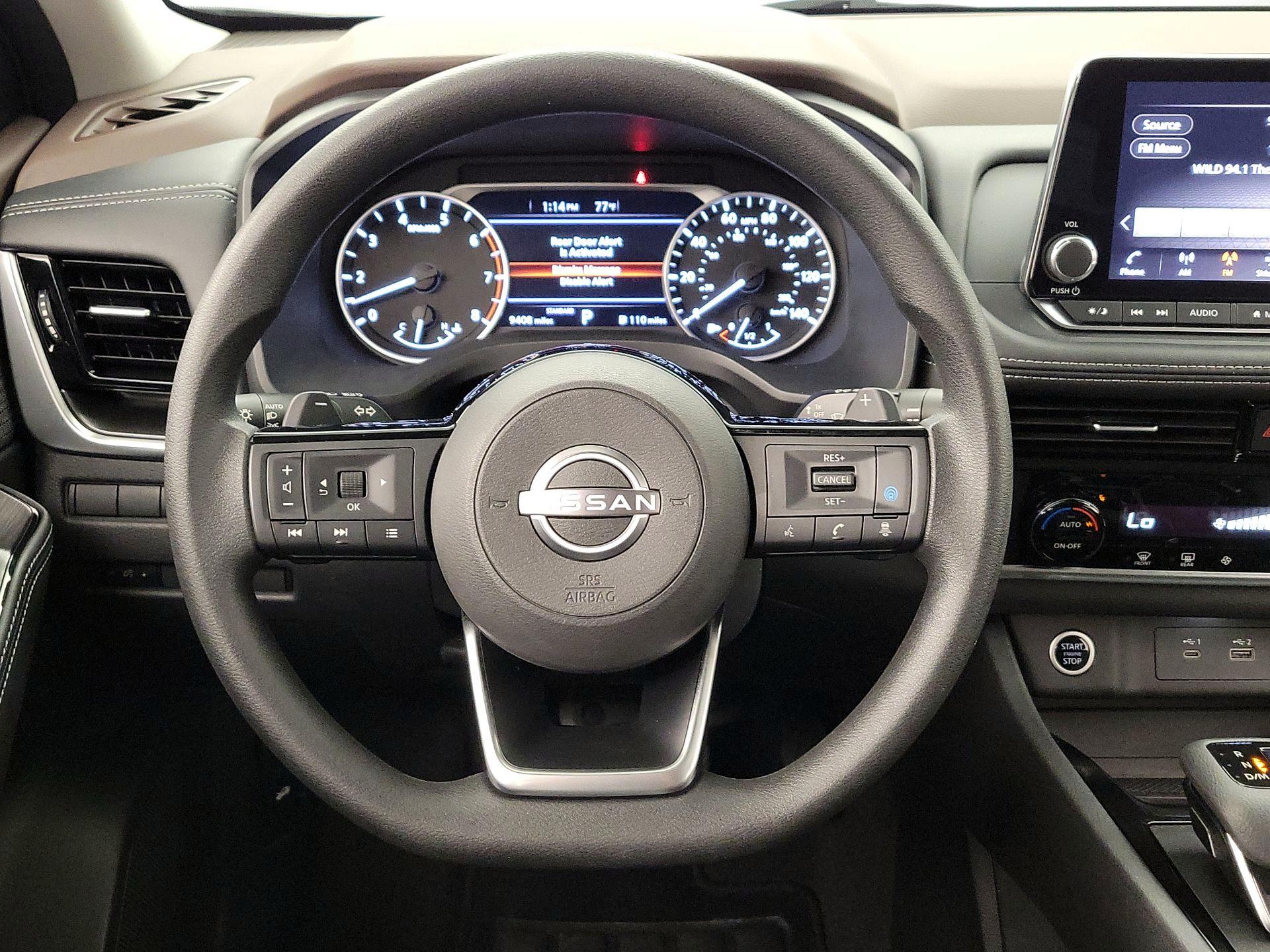 Thumbnail: 2022 Nissan Rogue - 10