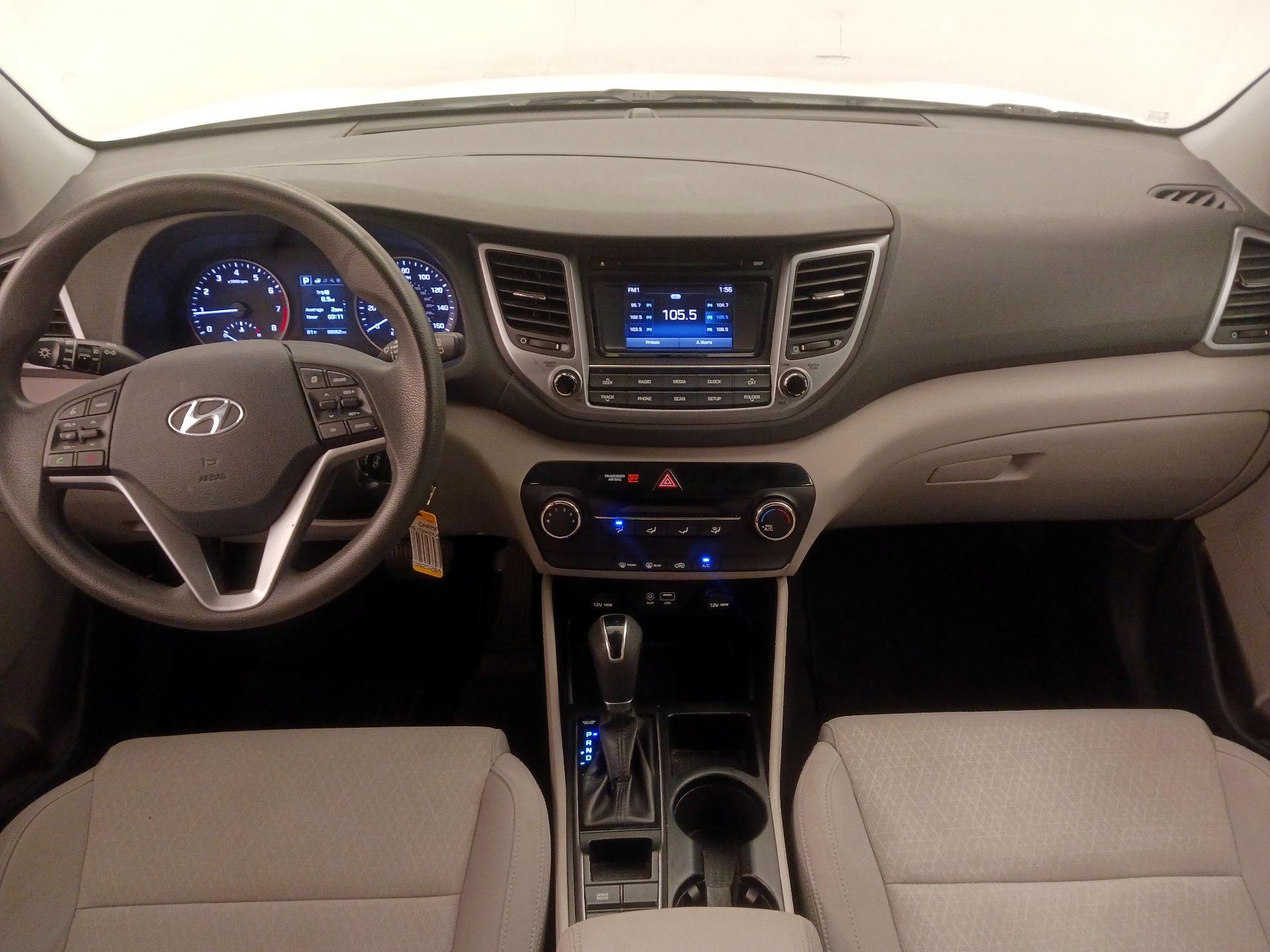 Thumbnail: 2017 Hyundai Tucson - 9
