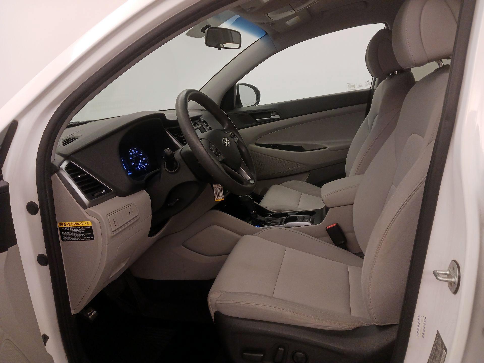 Thumbnail: 2017 Hyundai Tucson - 11