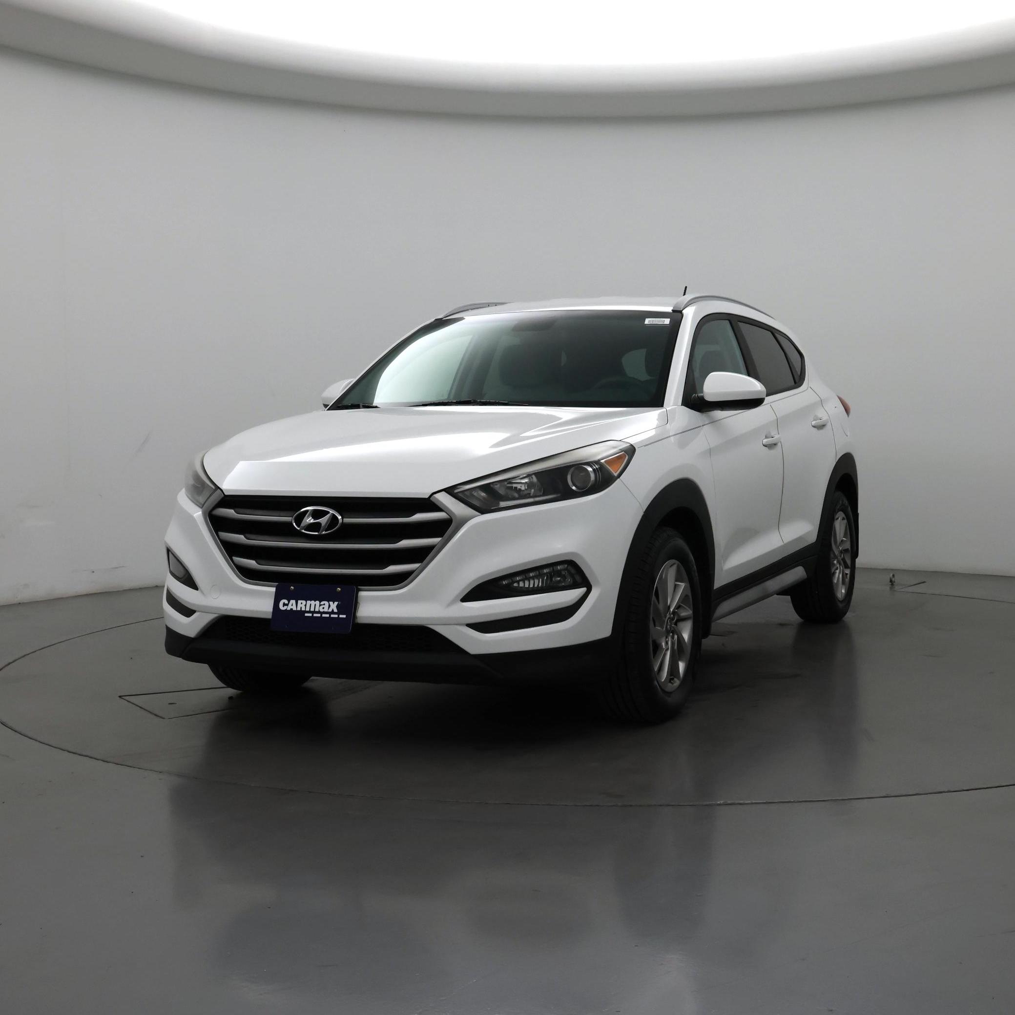 Thumbnail: 2017 Hyundai Tucson - 4