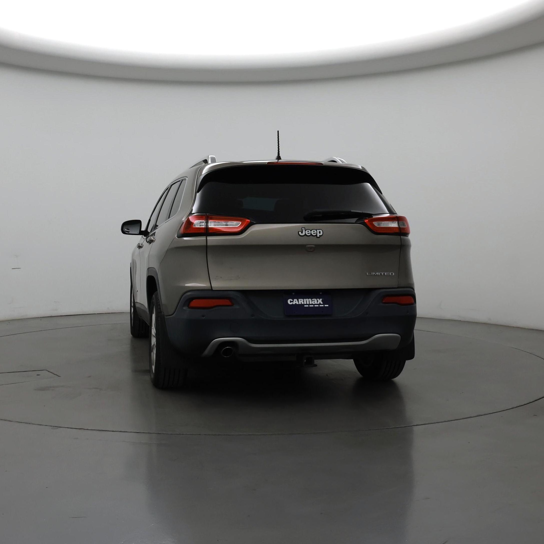 Thumbnail: 2017 Jeep Cherokee - 6