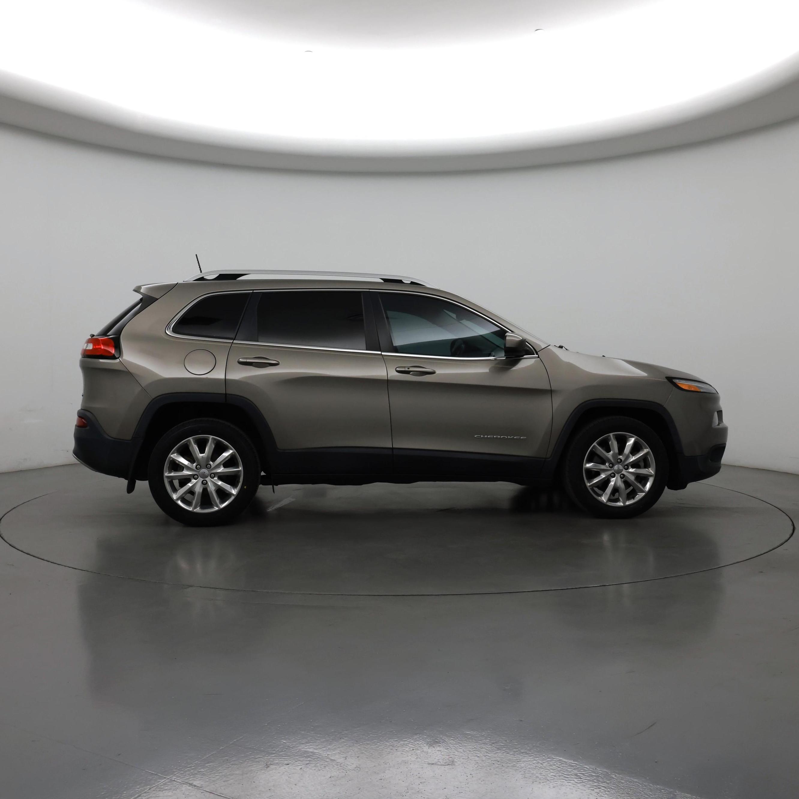 Thumbnail: 2017 Jeep Cherokee - 7
