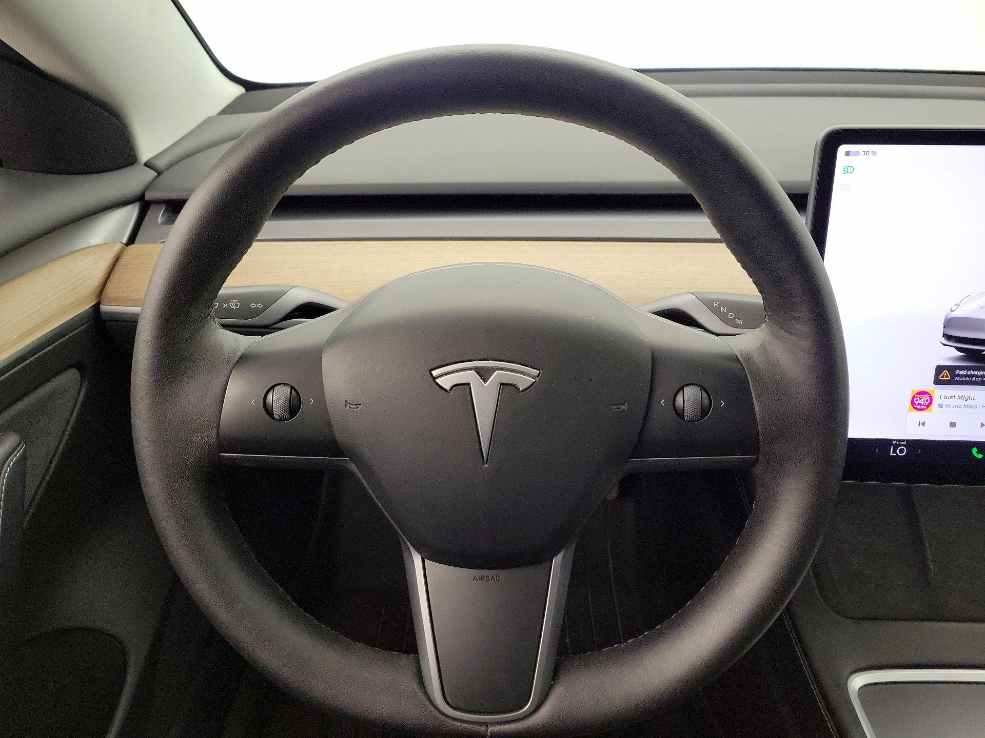 Thumbnail: 2023 Tesla Model 3 - 10
