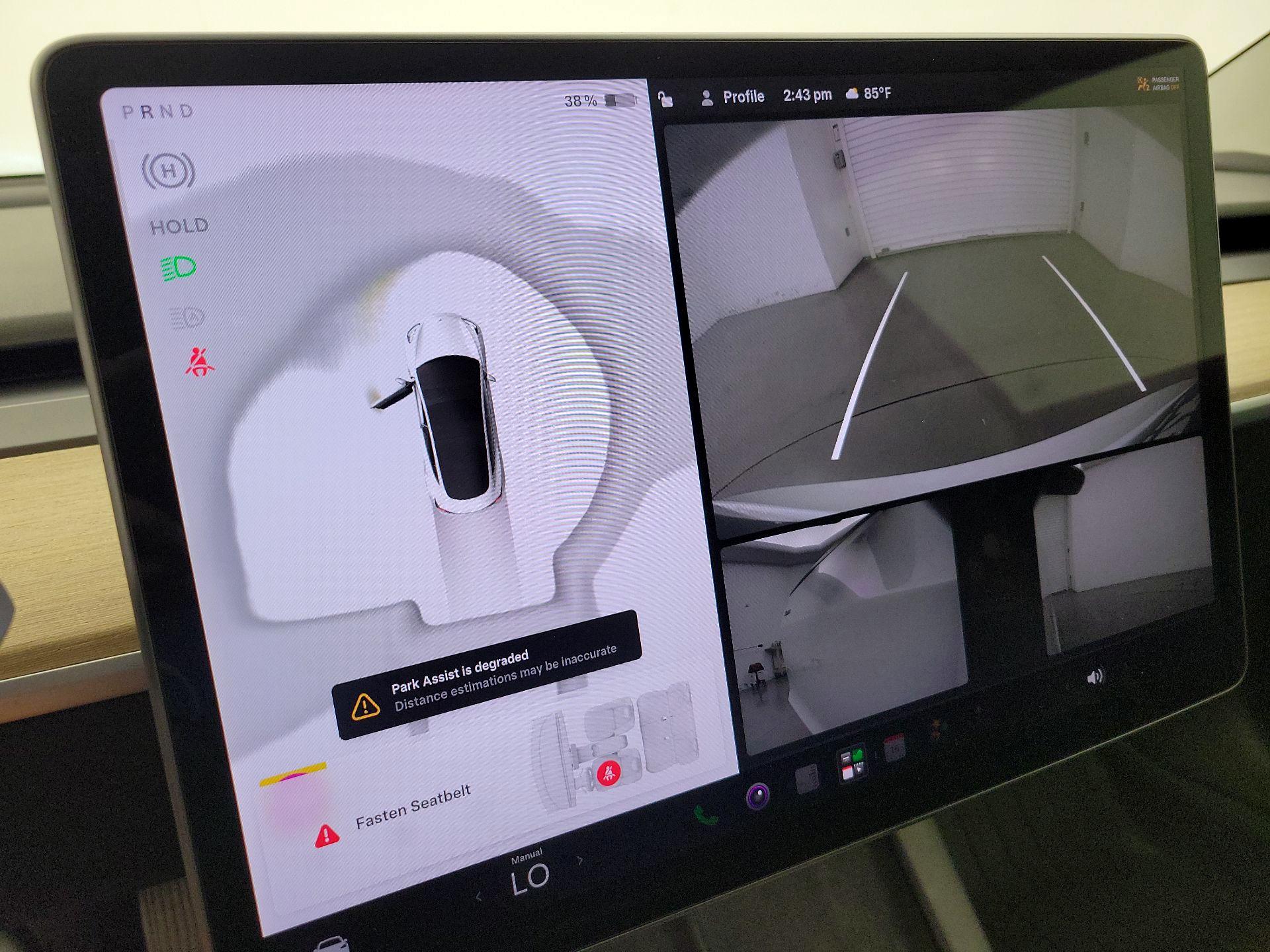 Thumbnail: 2023 Tesla Model 3 - 15