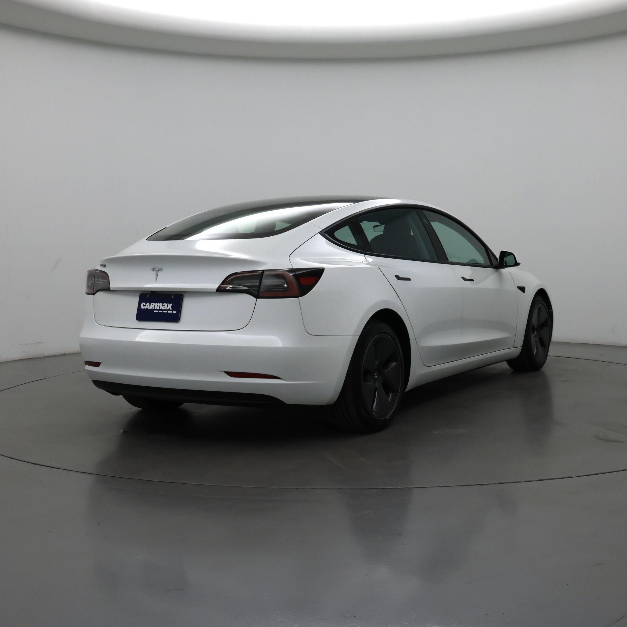 Thumbnail: 2023 Tesla Model 3 - 8