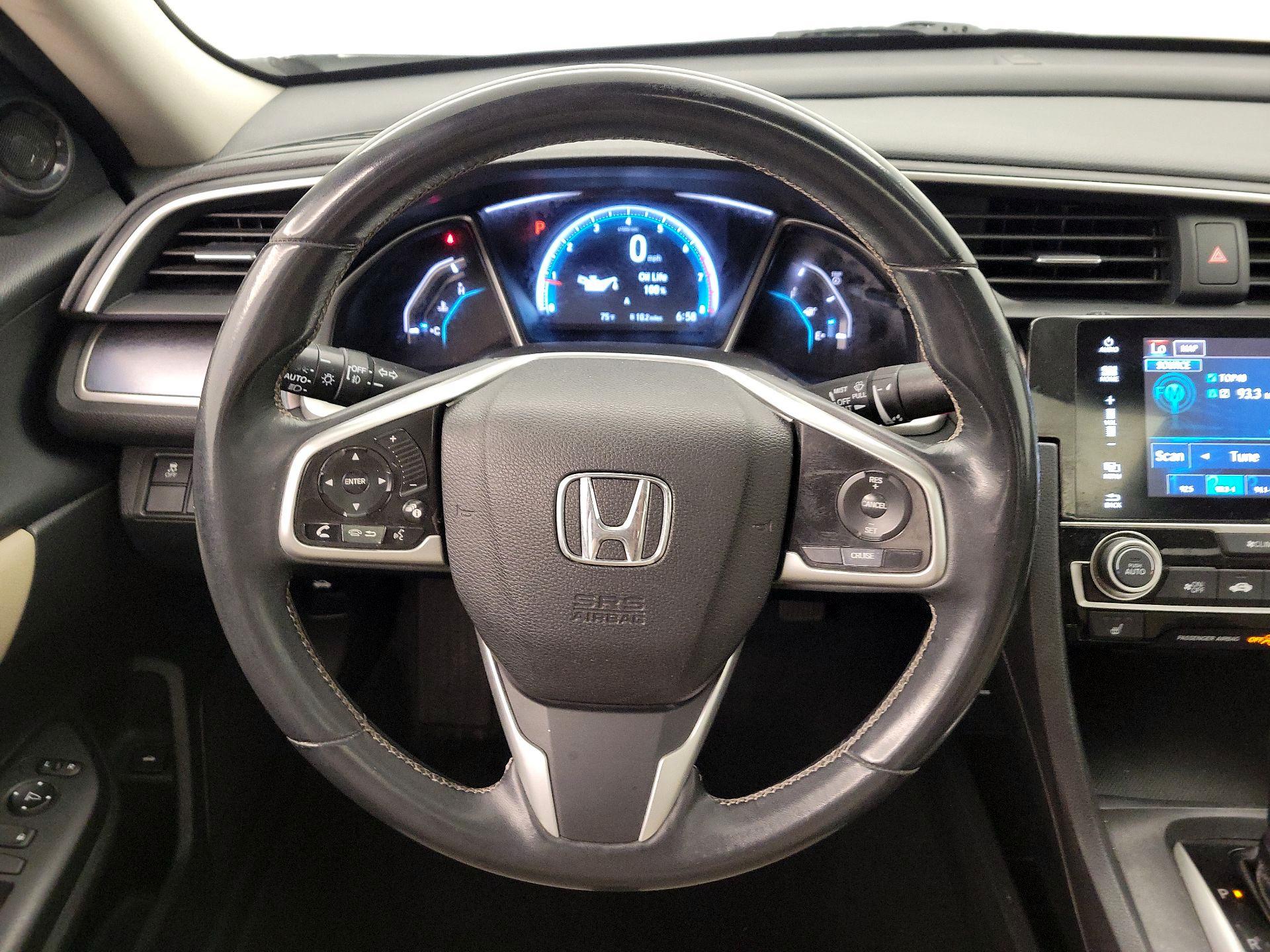 Thumbnail: 2016 Honda Civic - 10