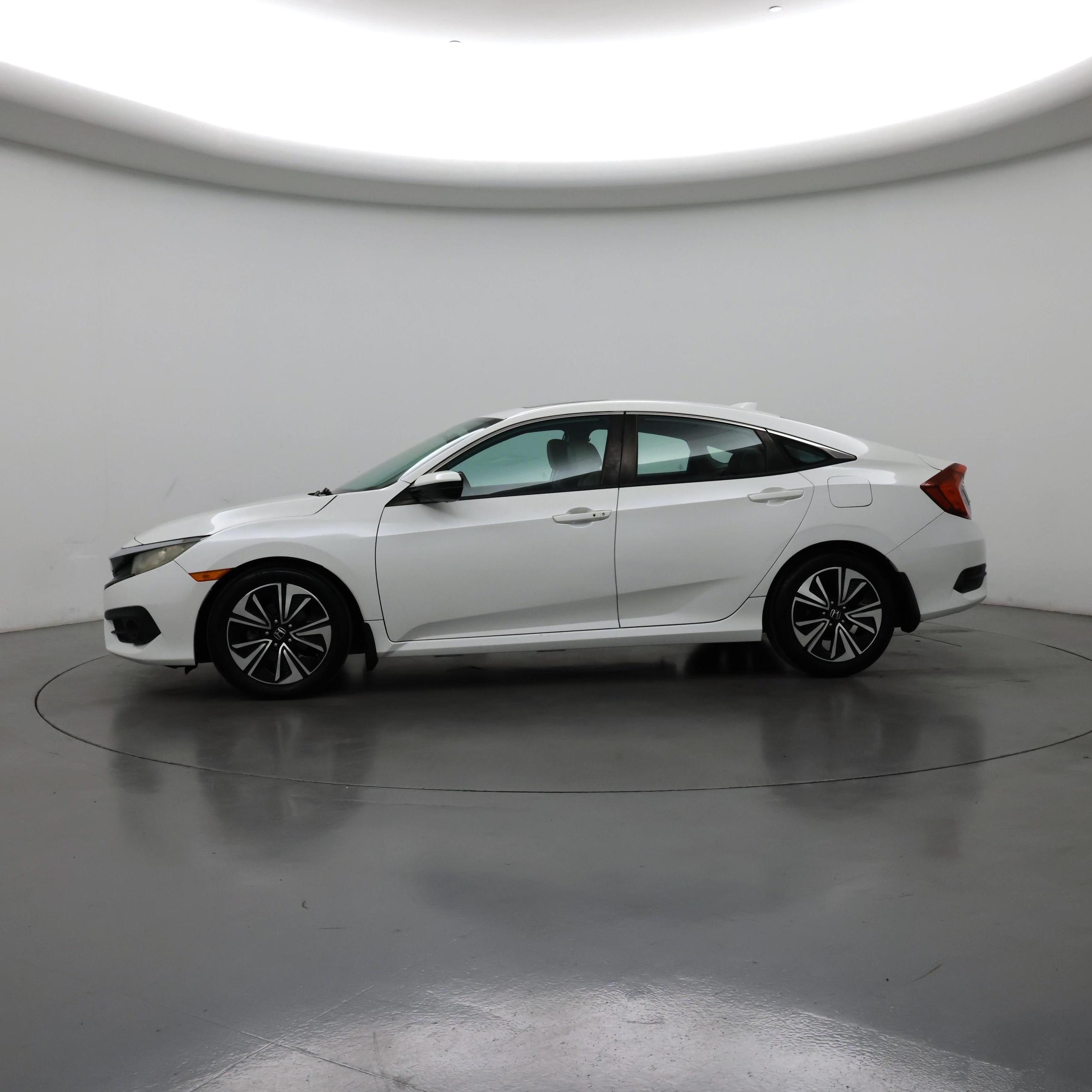 Thumbnail: 2016 Honda Civic - 3