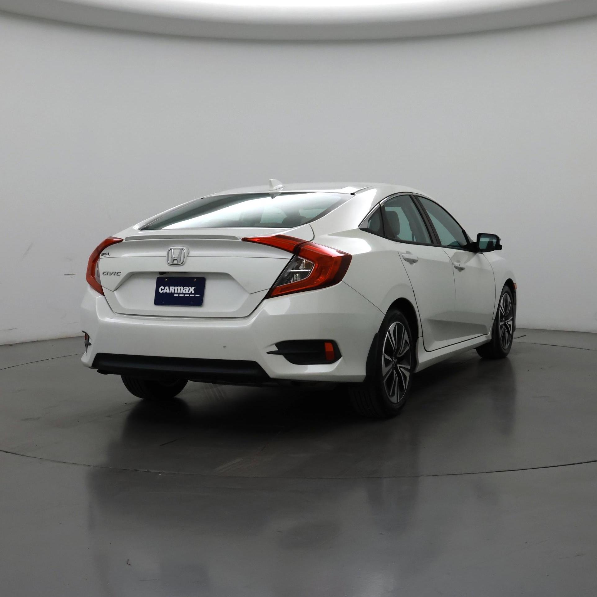 Thumbnail: 2016 Honda Civic - 8