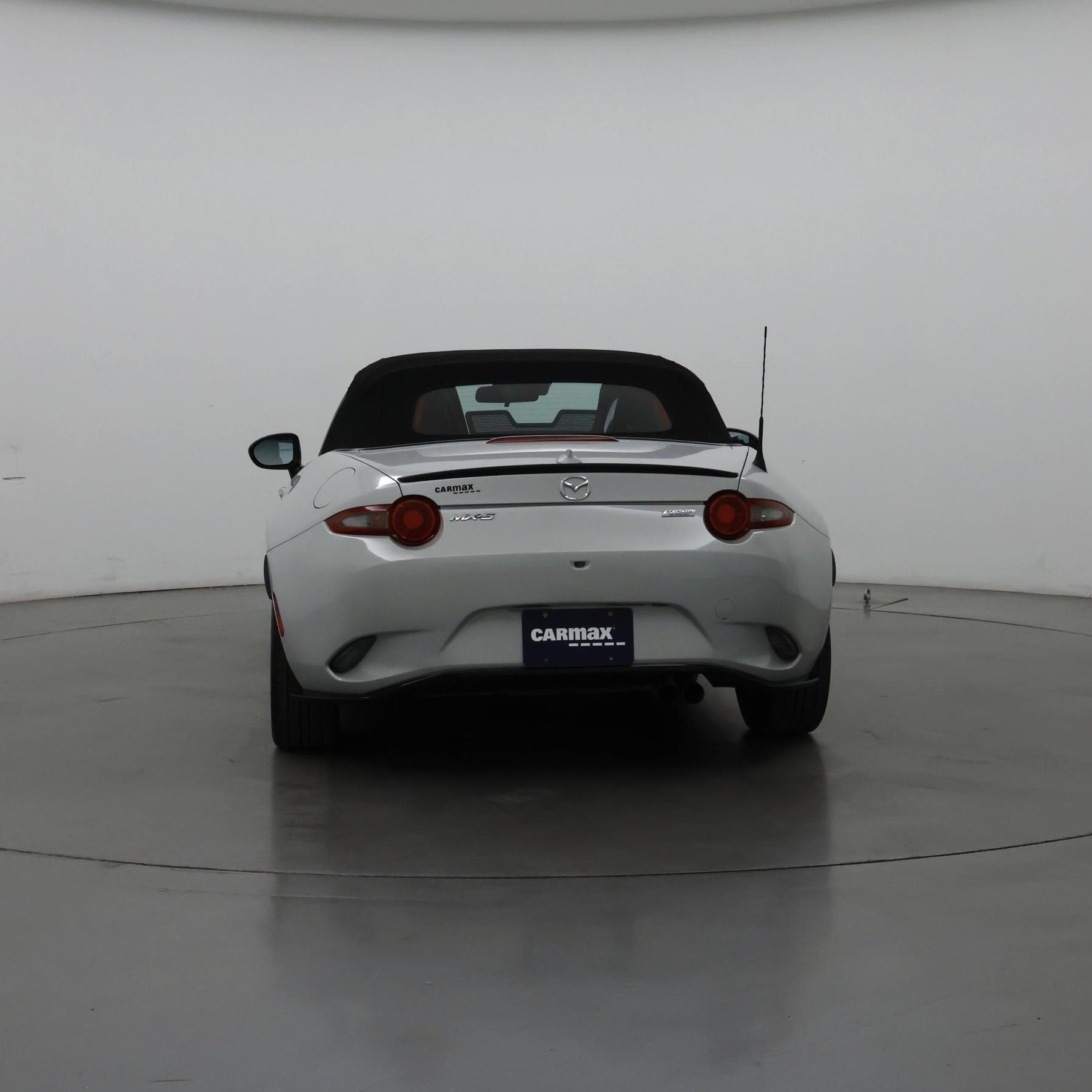 Thumbnail: 2019 Mazda MX-5 Miata - 6