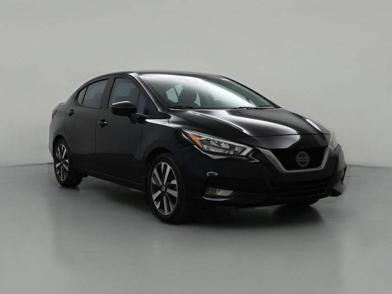 2021 Nissan Versa SR