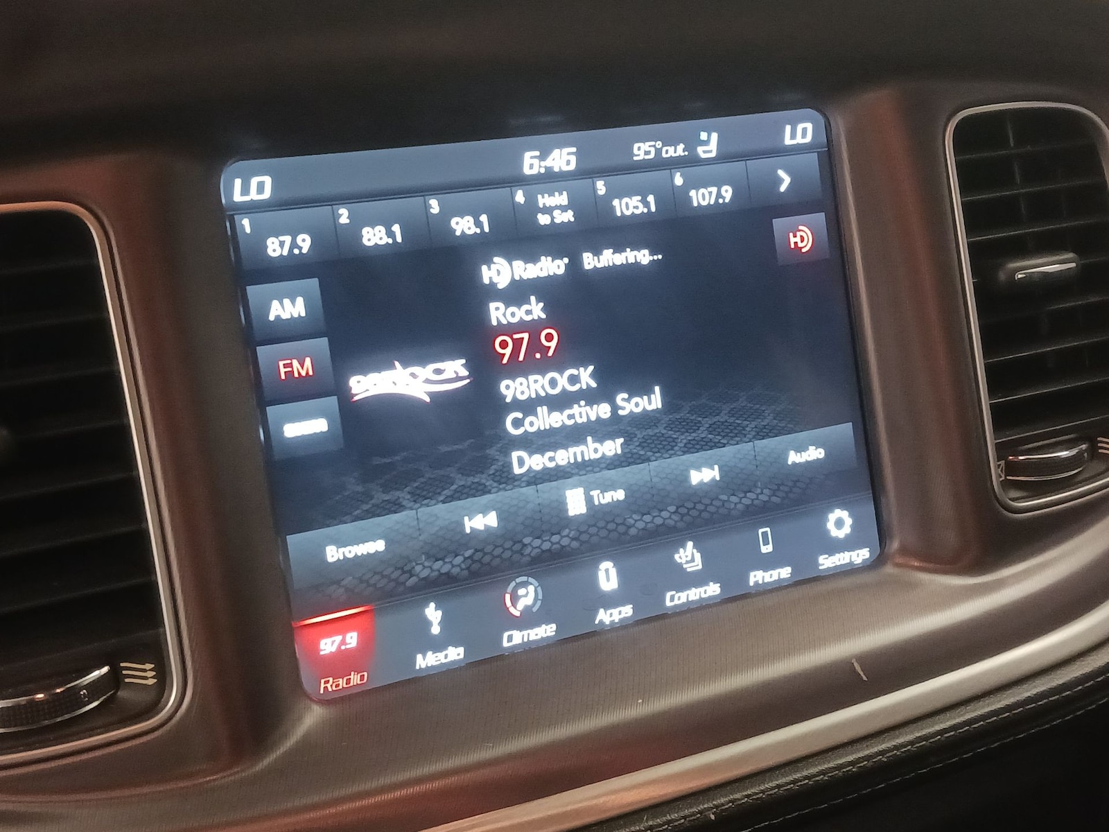 2019 Dodge Charger R/T - Photo 16