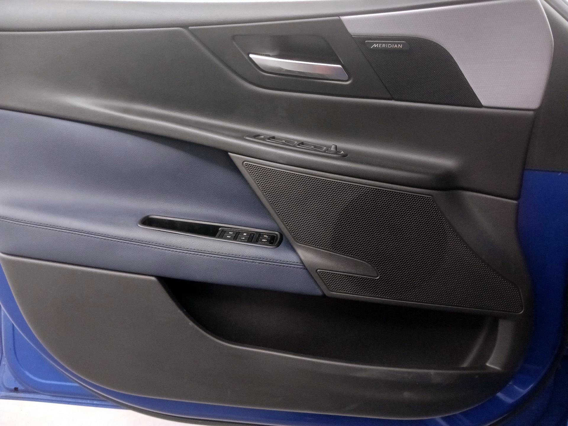 Thumbnail: 2018 Jaguar XE - 12