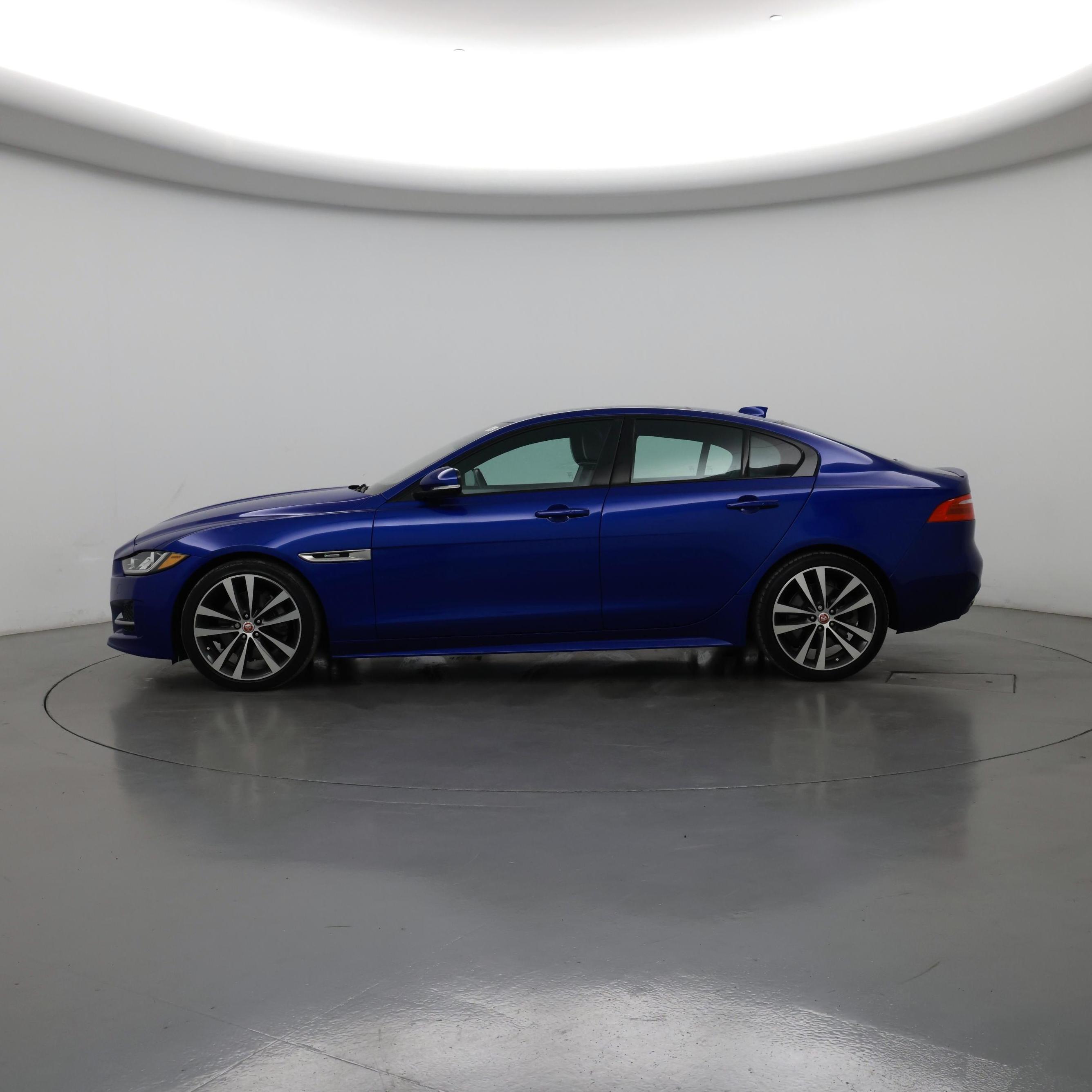 Thumbnail: 2018 Jaguar XE - 3