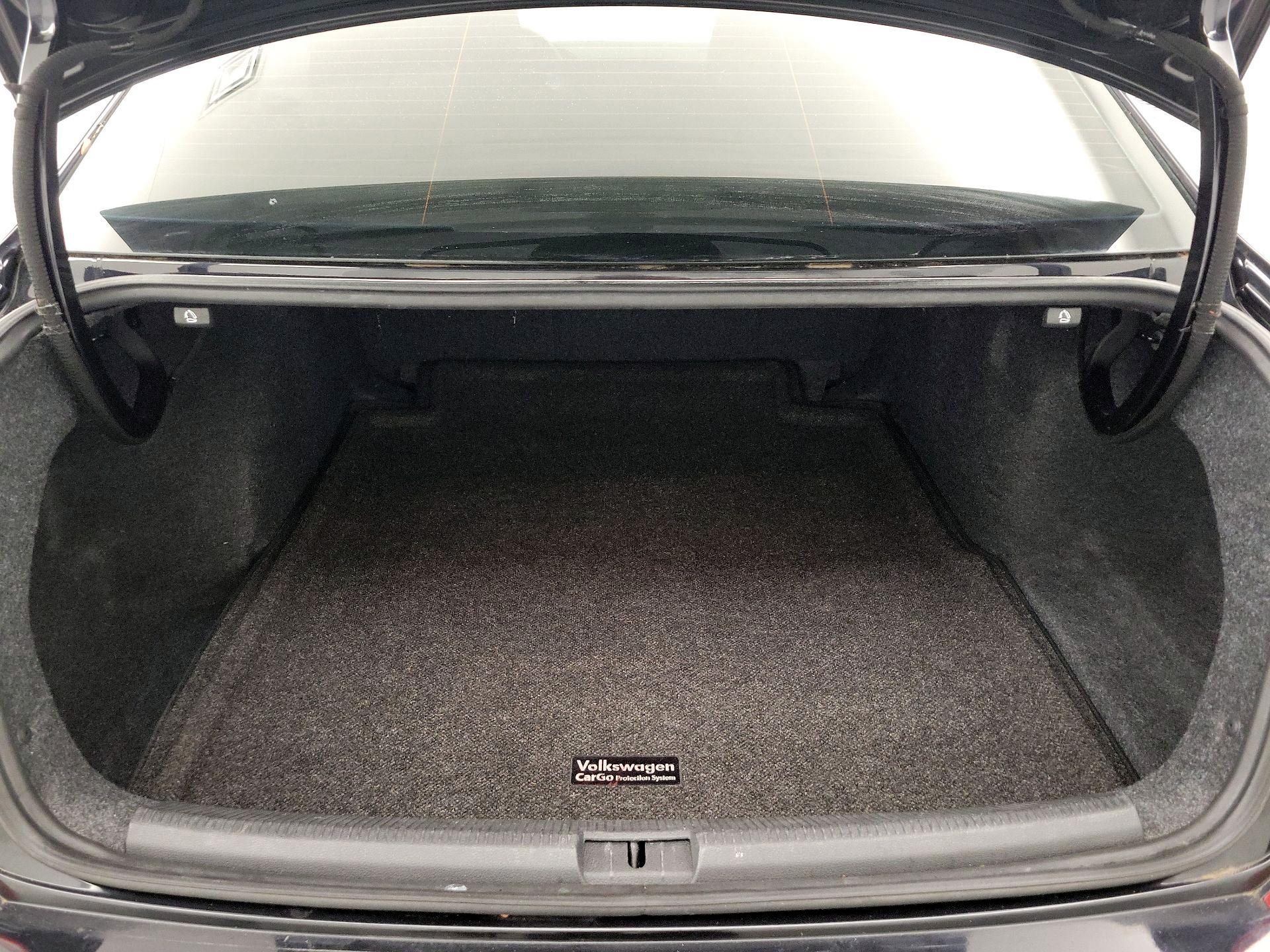 Thumbnail: 2021 Volkswagen Passat - 20