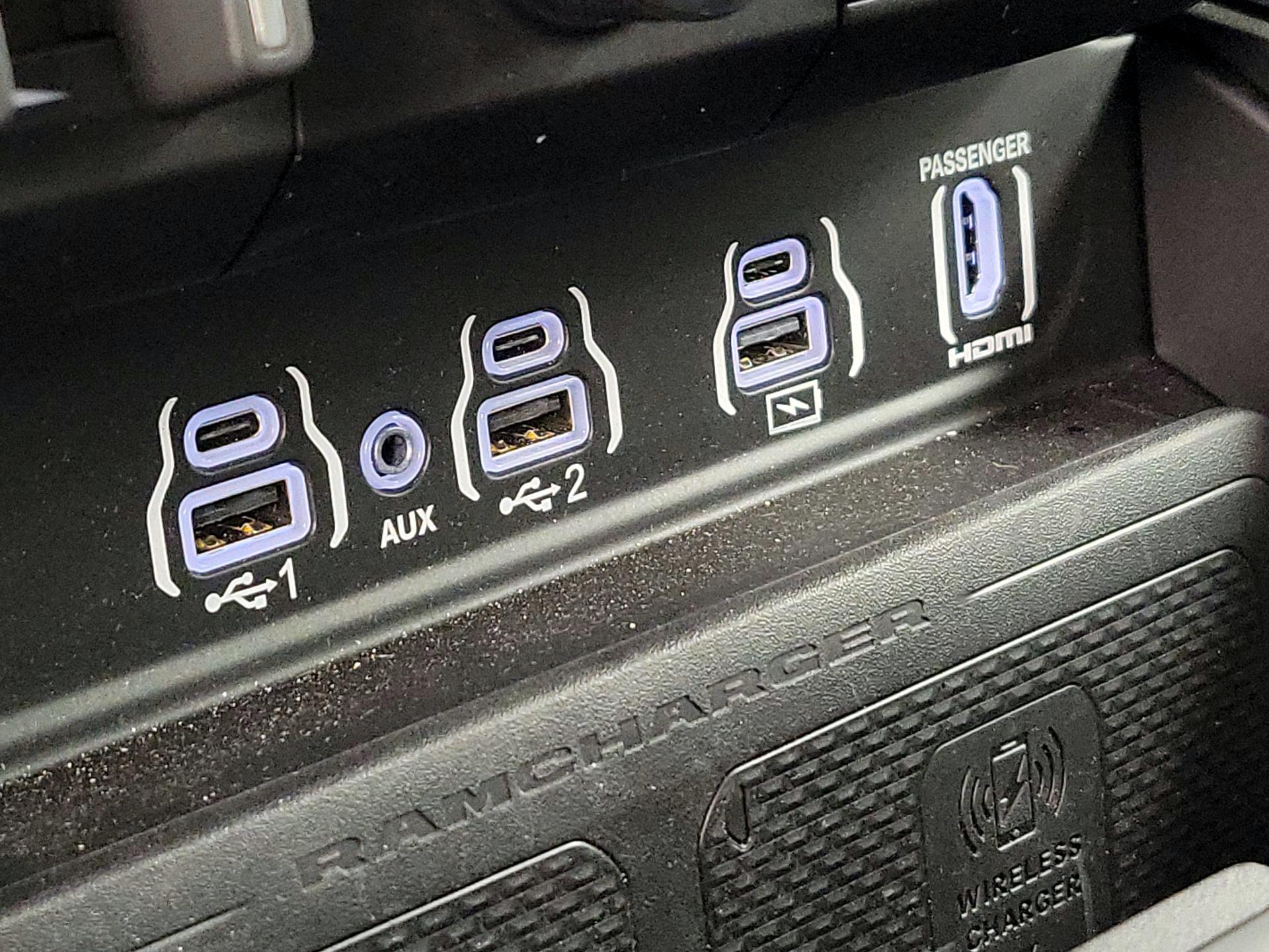 Thumbnail: 2025 RAM 1500 - 19