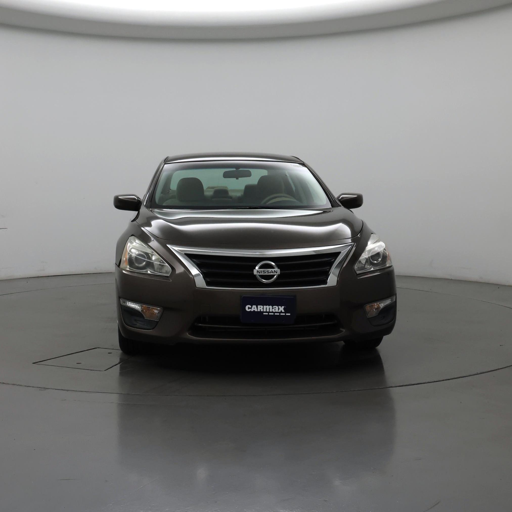 Thumbnail: 2015 Nissan Altima - 5