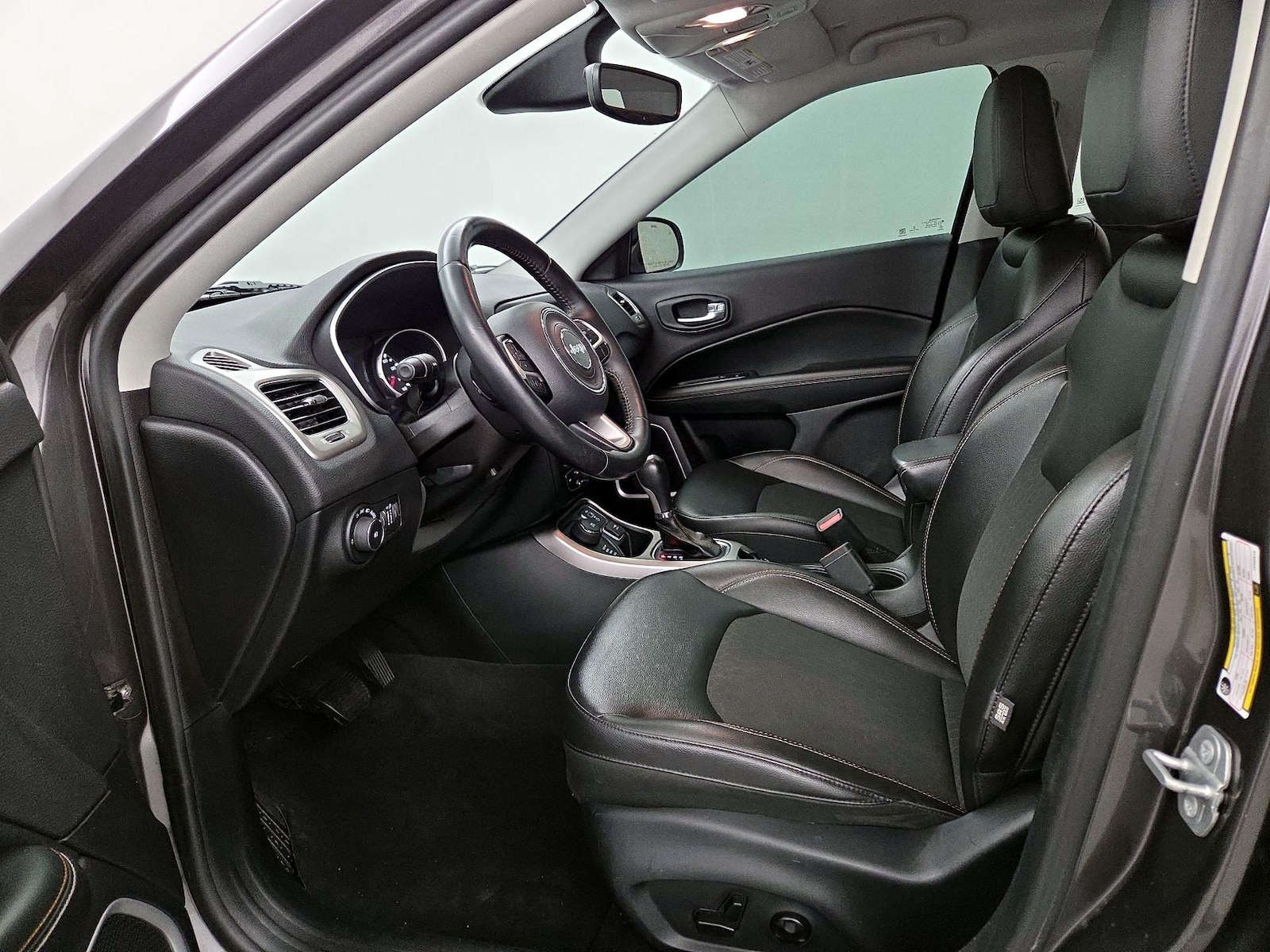 2018 Jeep Compass Latitude - Photo 12