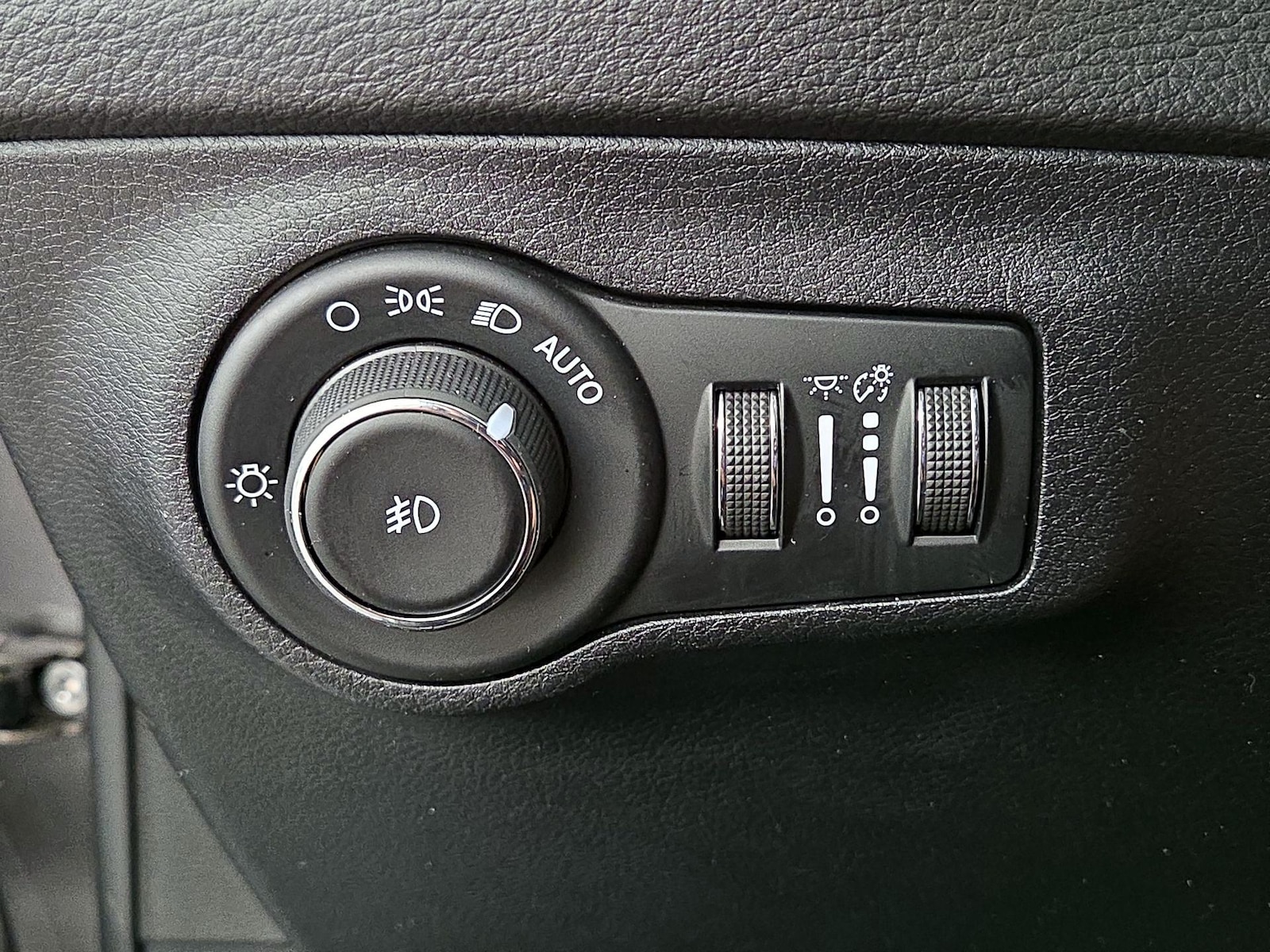 2018 Jeep Compass Latitude - Photo 14