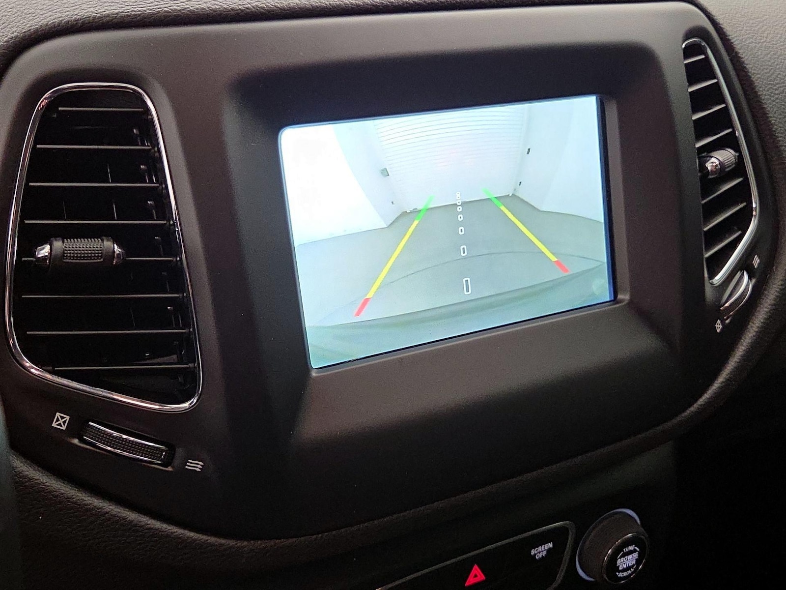 2018 Jeep Compass Latitude - Photo 15