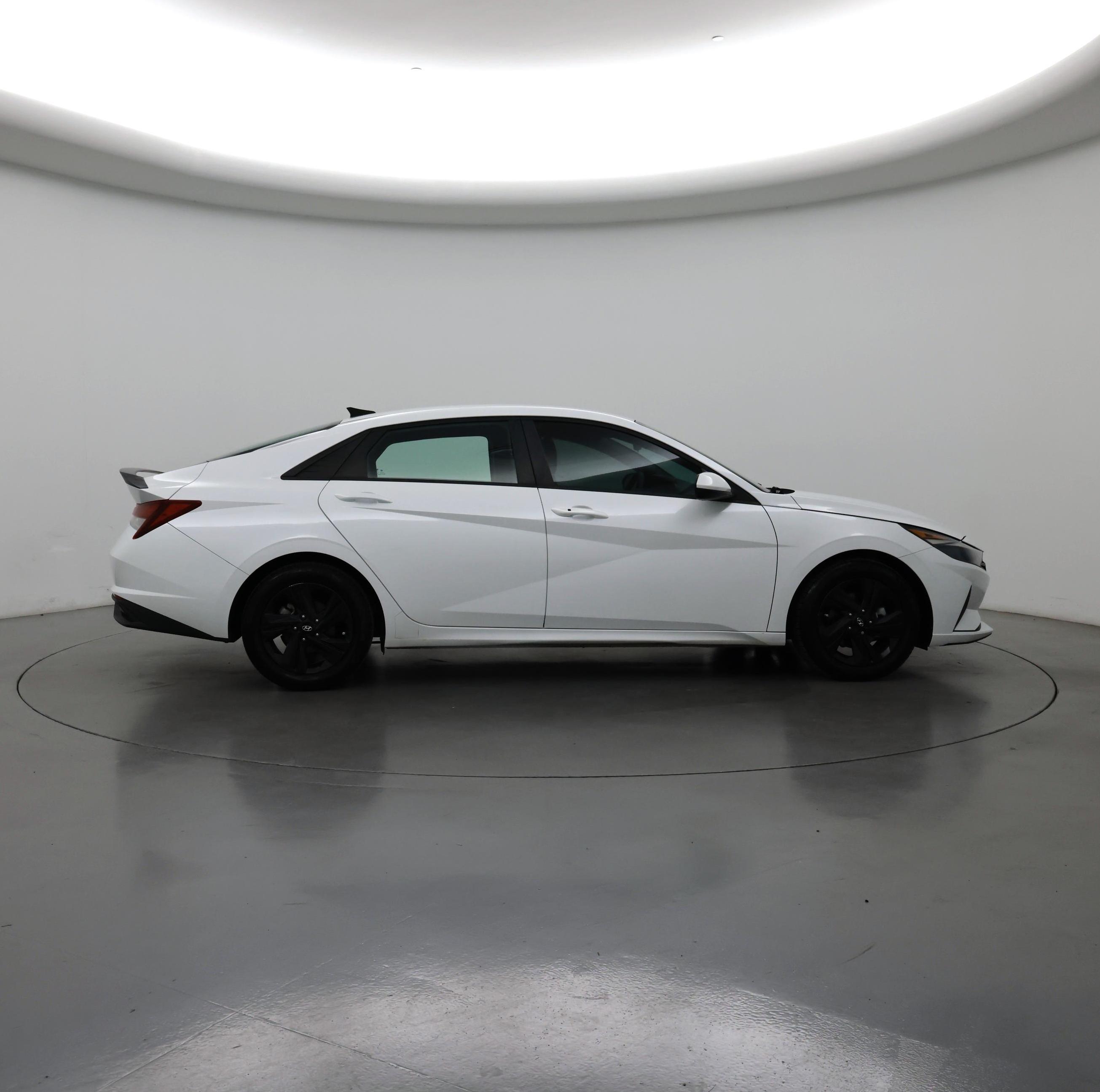 Thumbnail: 2021 Hyundai Elantra - 7